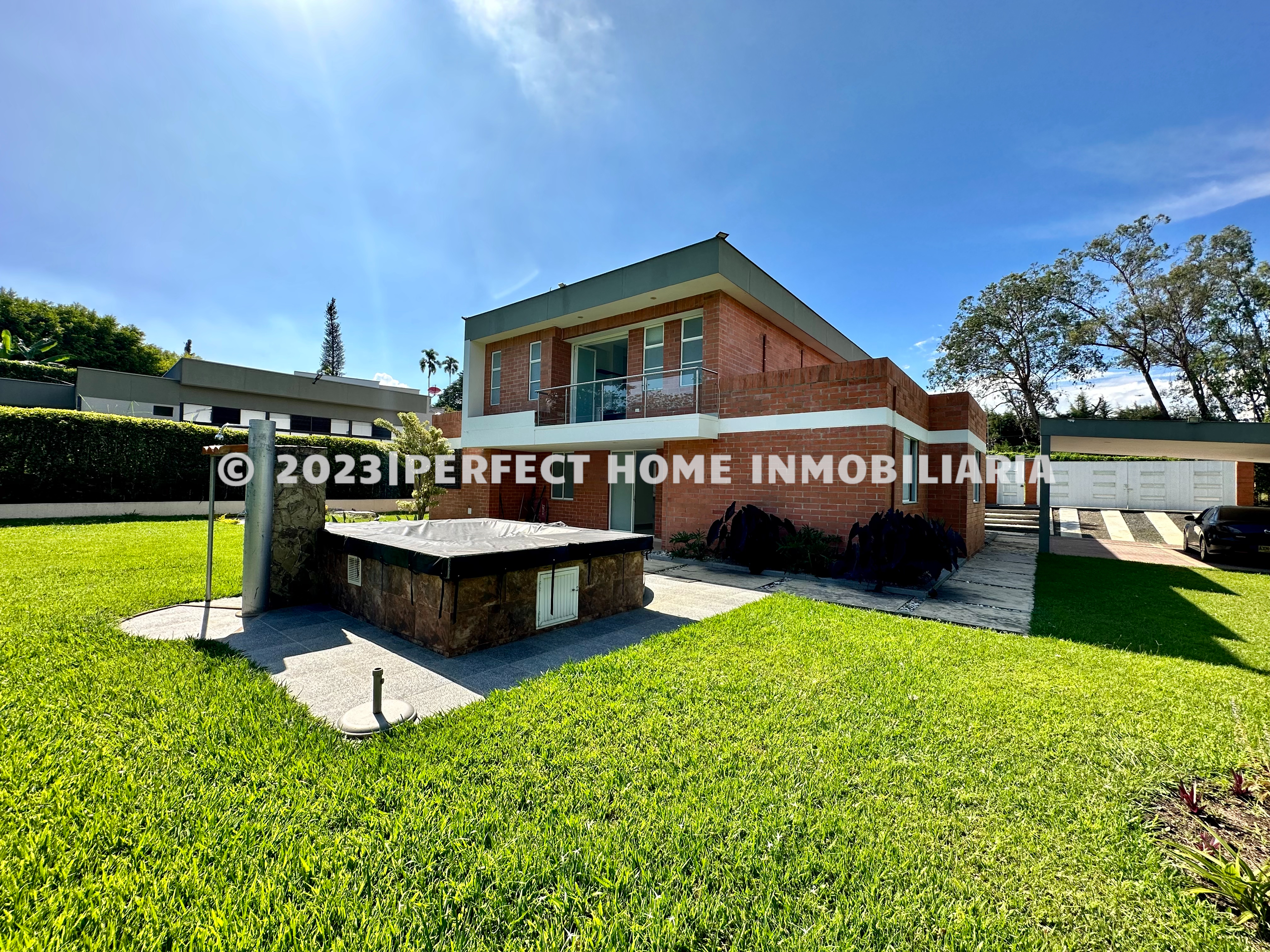 CASA CAMPESTRE EN VENTA CERRITOS - LA VIRGINIA