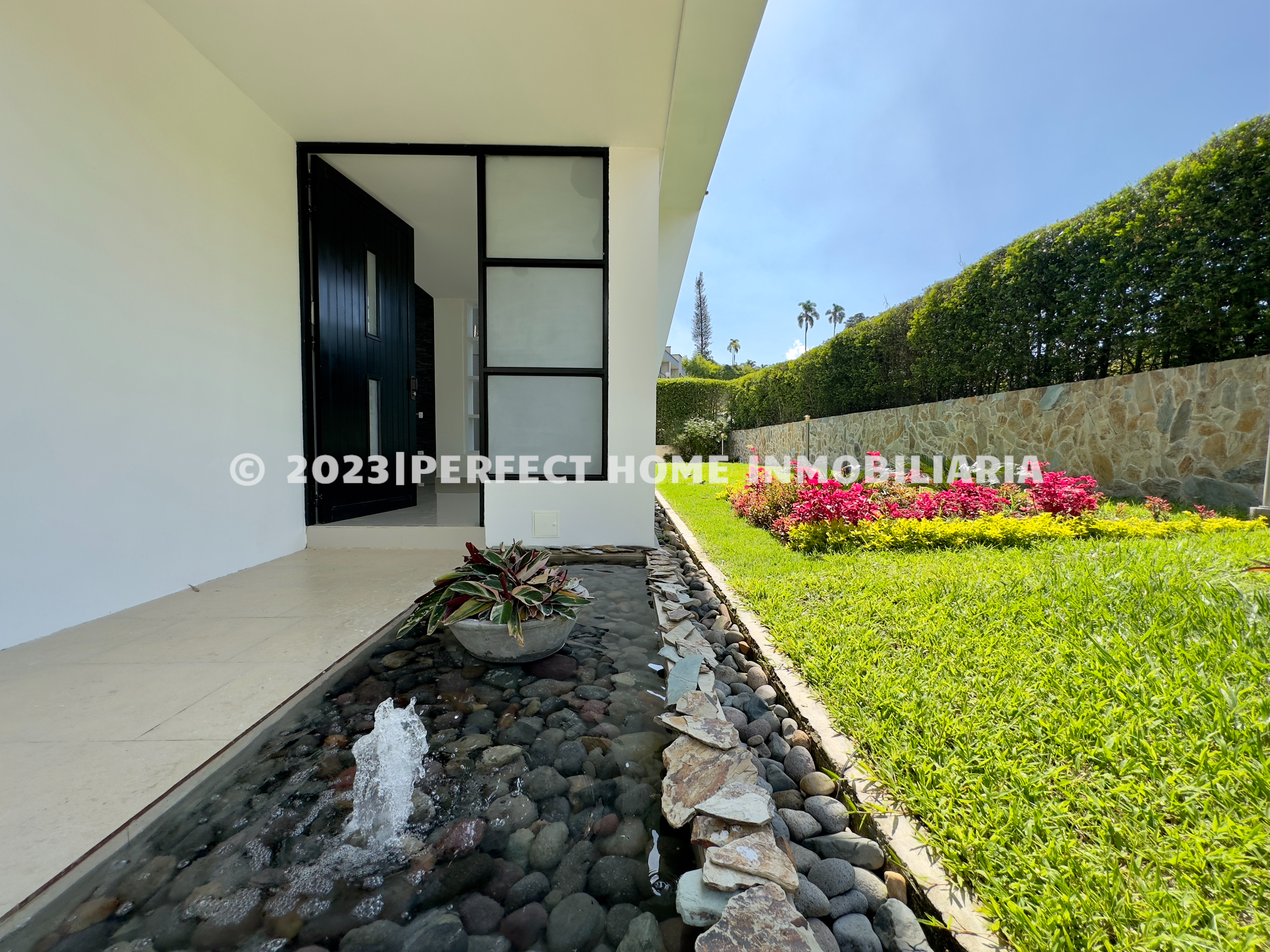 CASA CAMPESTRE EN VENTA CERRITOS - LA VIRGINIA