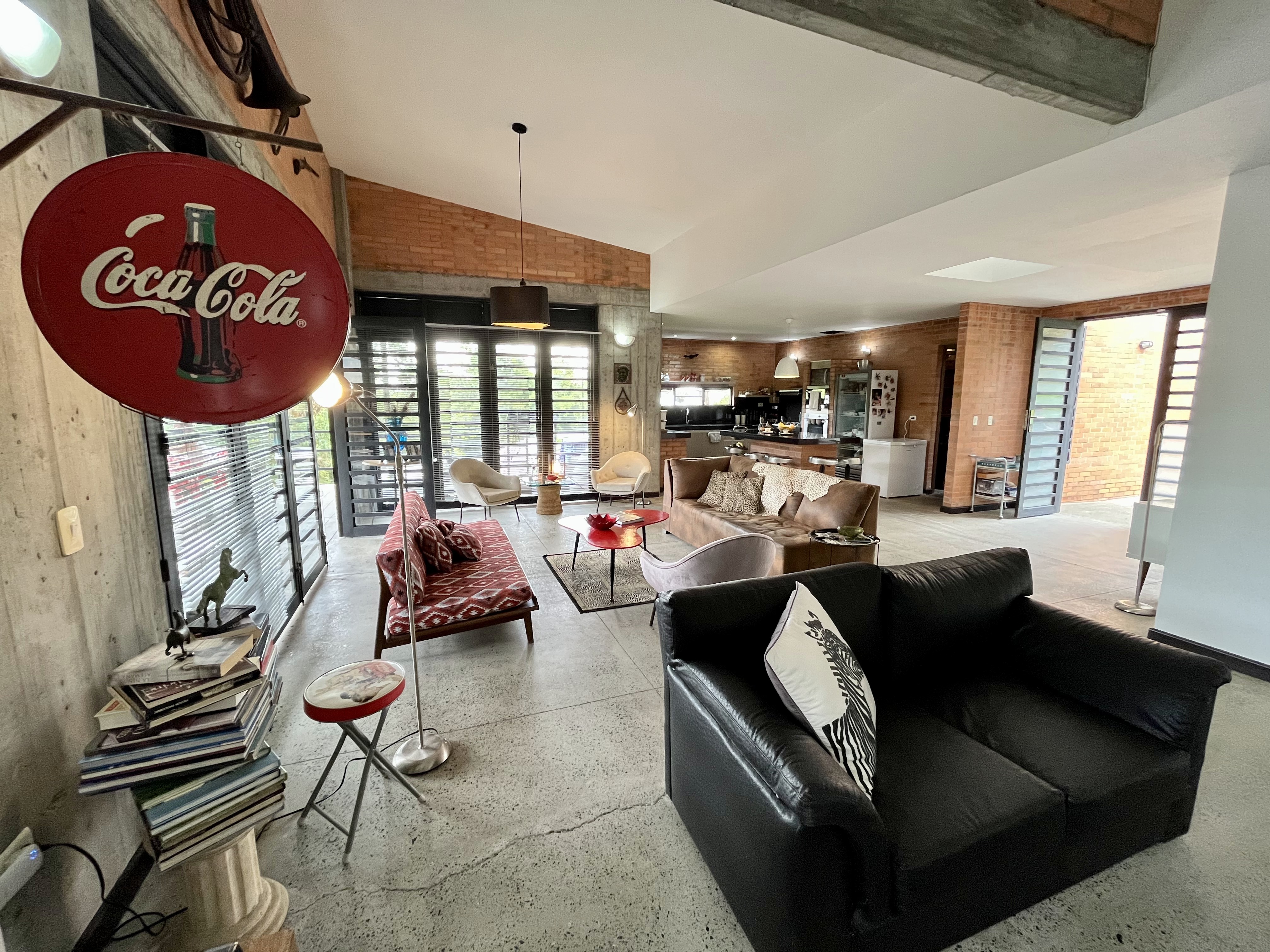 Casa Campestre en Venta con Diseño Industrial