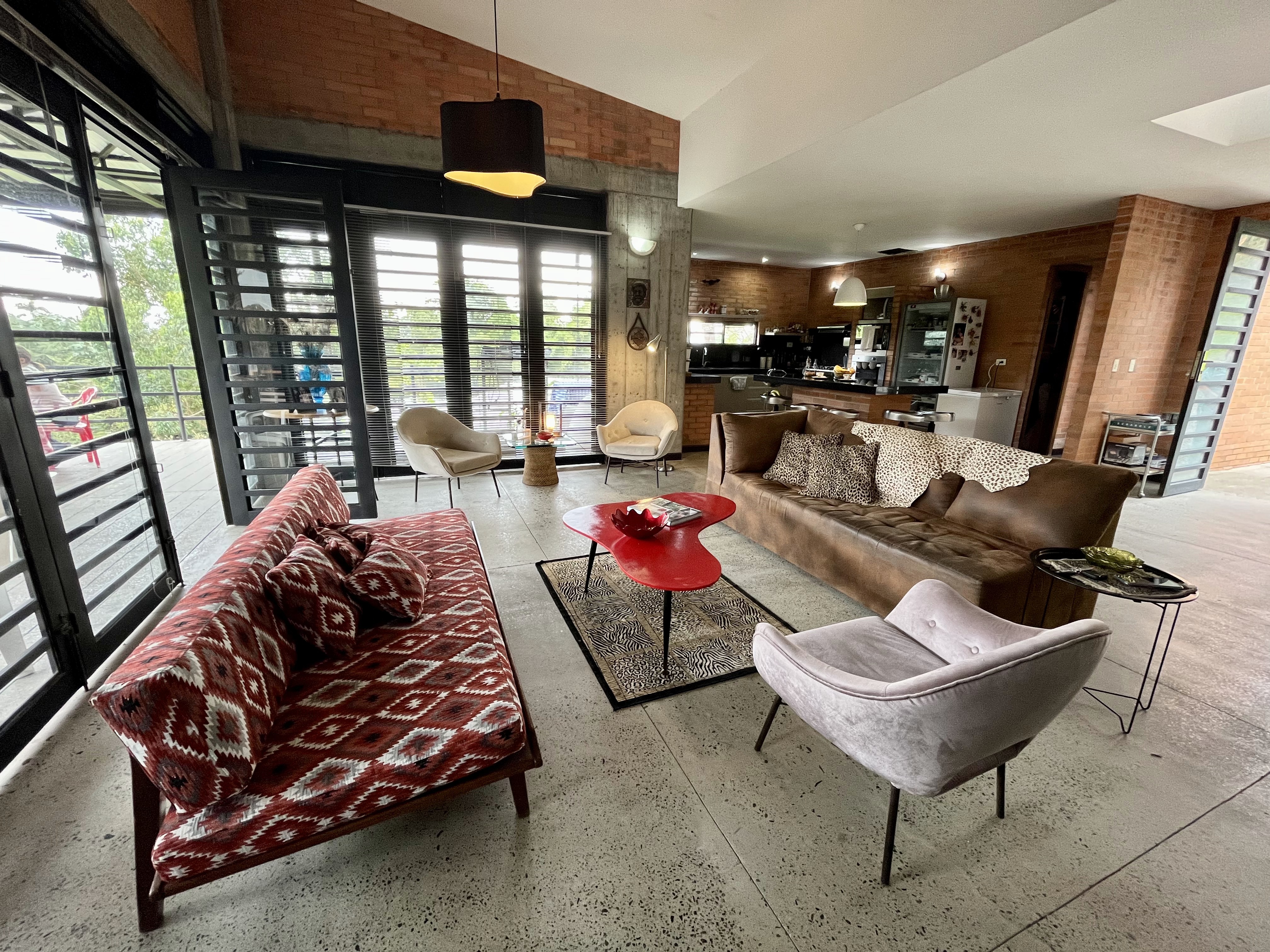 Casa Campestre en Venta con Diseño Industrial