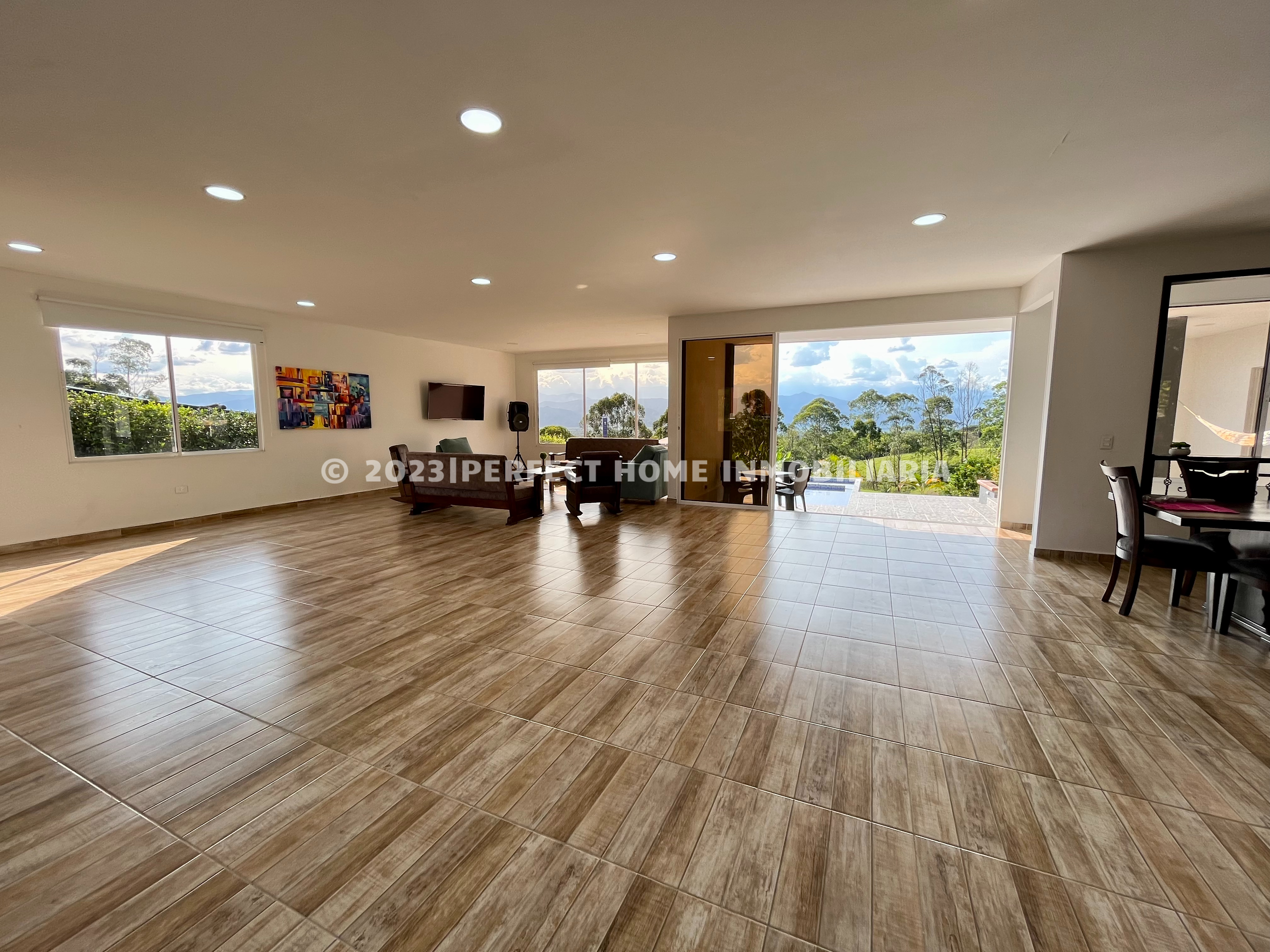 CASA CAMPESTRE EN VENTA CERRITOS - LA VIRGINIA