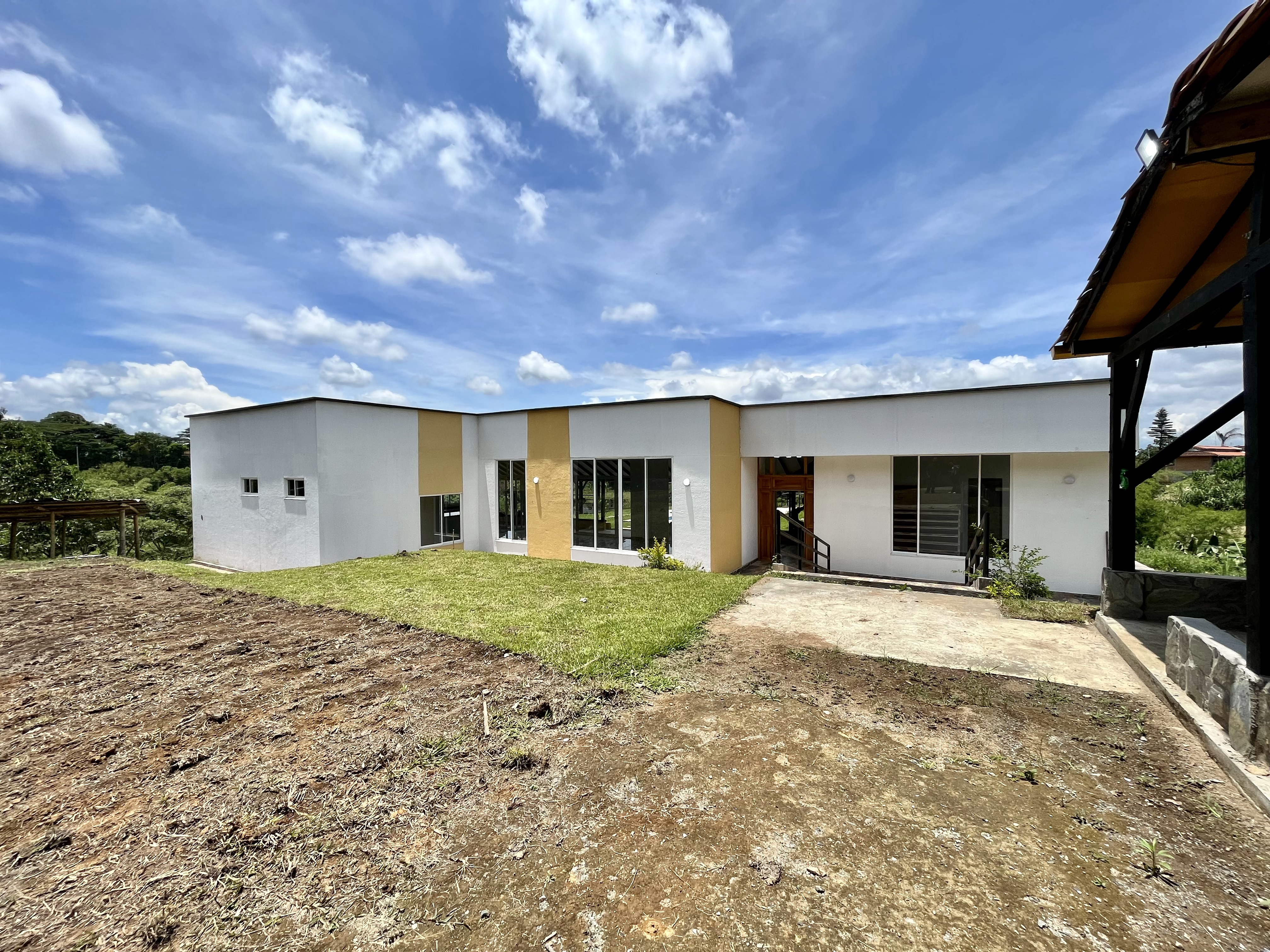 CASA CAMPESTRE EN VENTA MORELIA