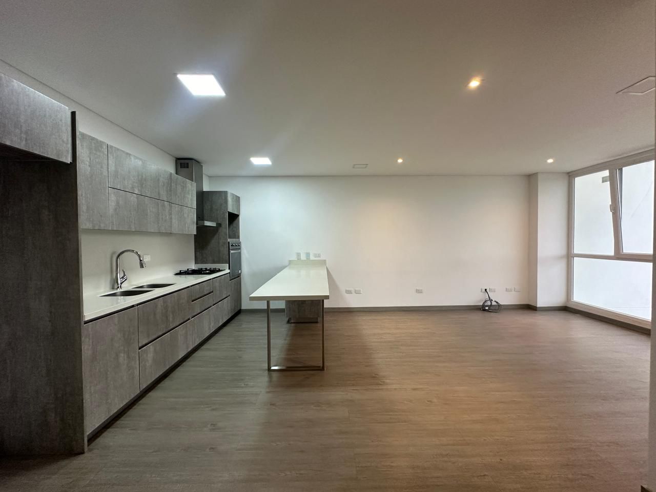 Amplio Apartamento en Venta