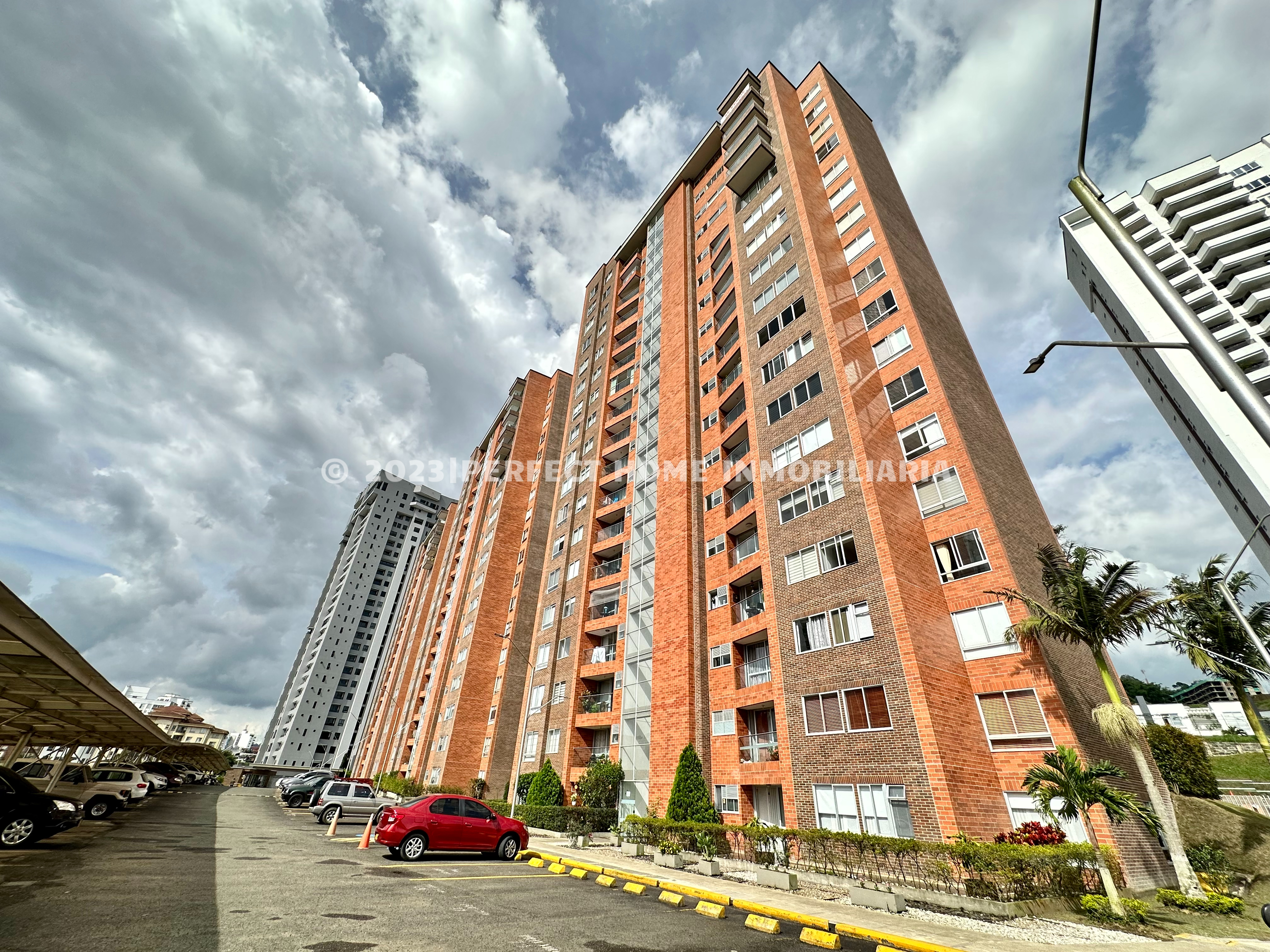  Apartamento exclusivo en Pinares Campestre