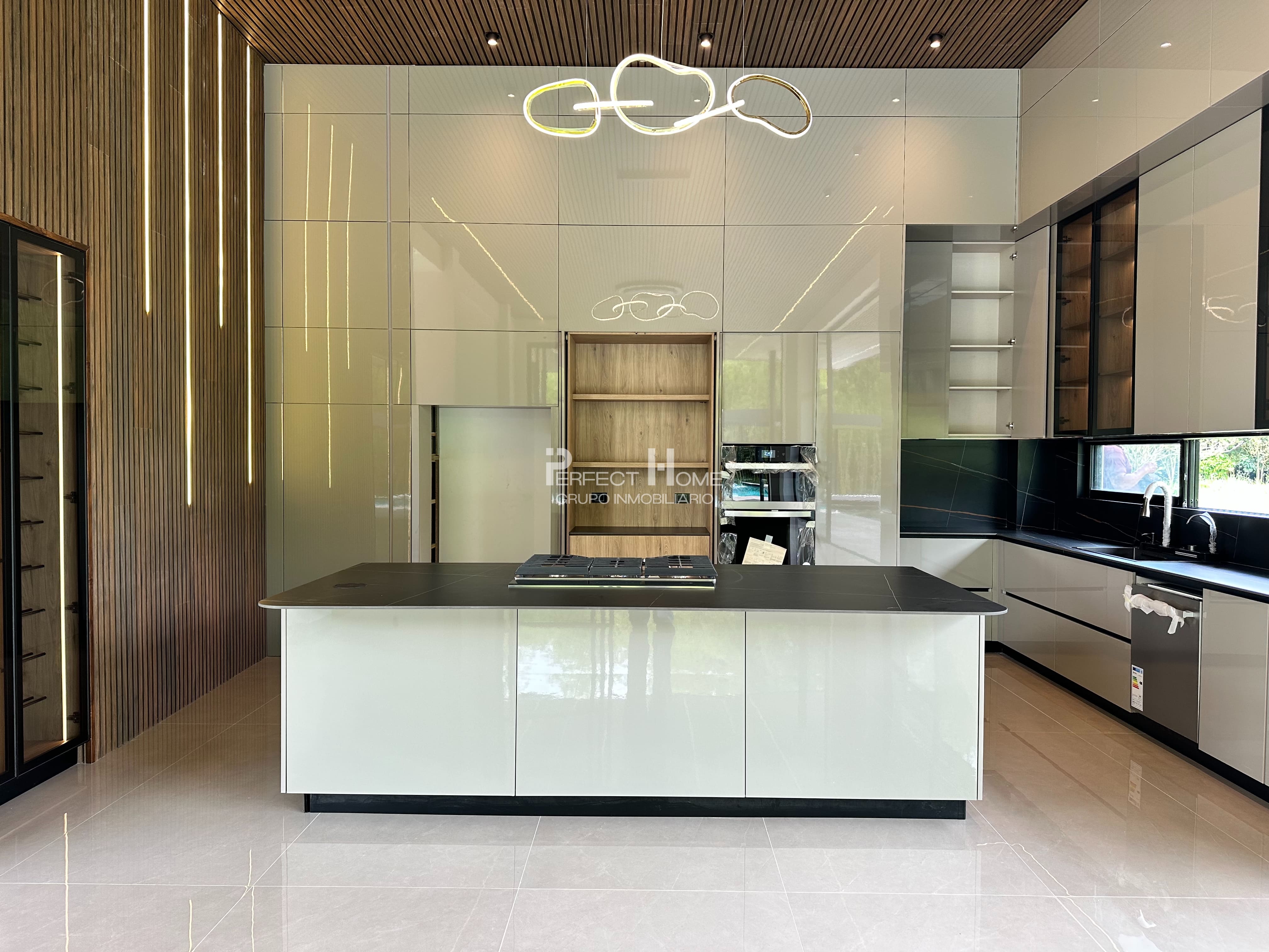 Casa Campestre de Lujo en Venta – Condominio Tipuana, Pereira