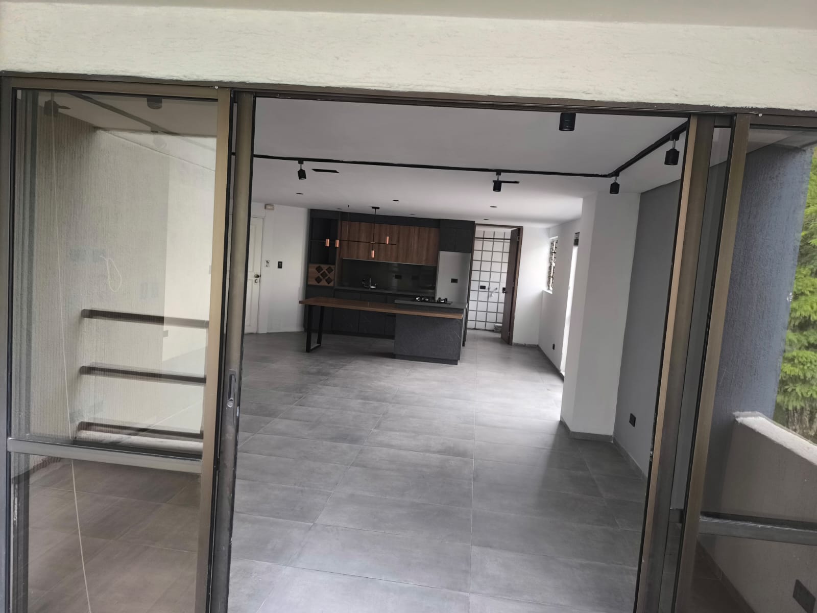 Apartamento Remodelado en Venta en los Álamos