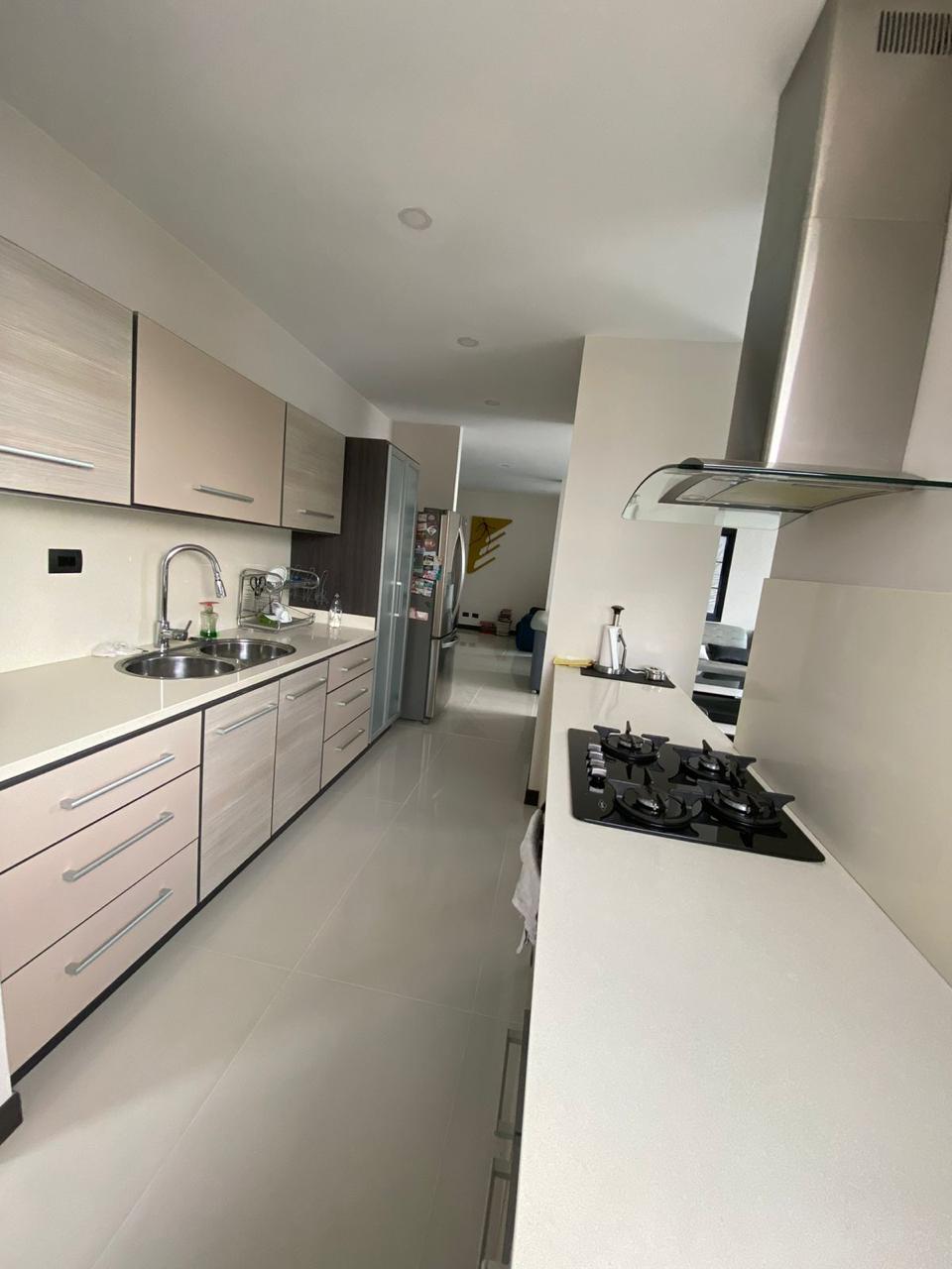 Apartamento en venta en Pinares de Alameda