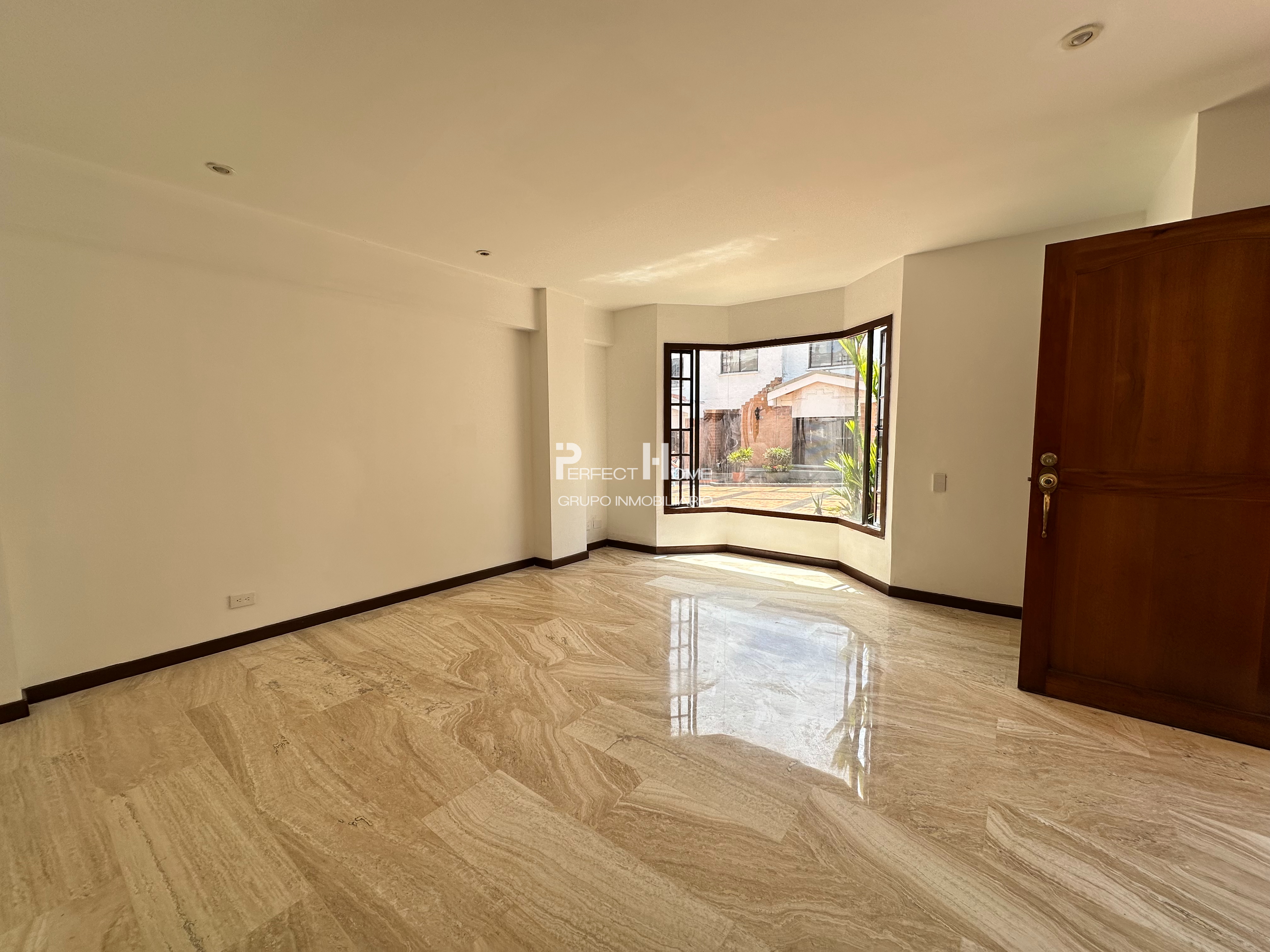 CASA EN VENTA ÁLAMOS