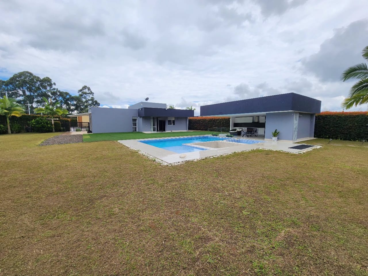 CASA CAMPESTRE EN VENTA