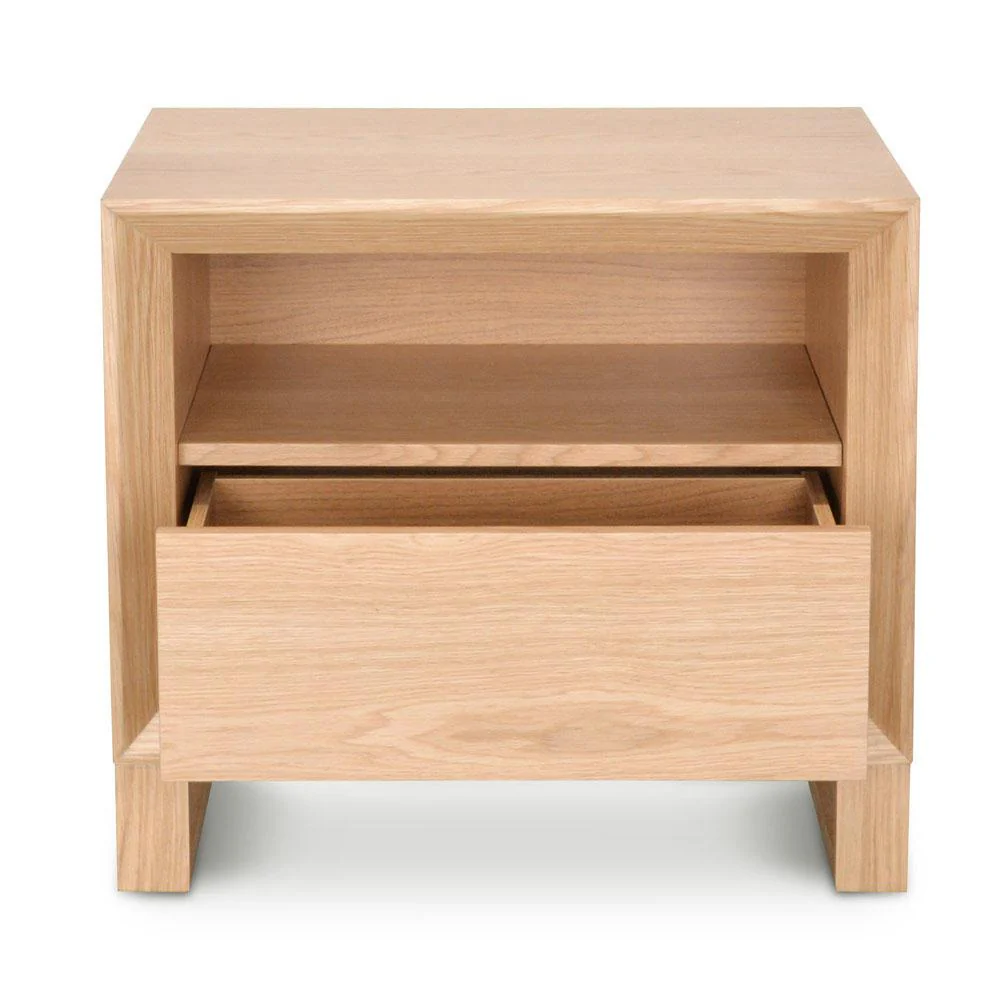 Voss Bedside – Natural Oak Grain