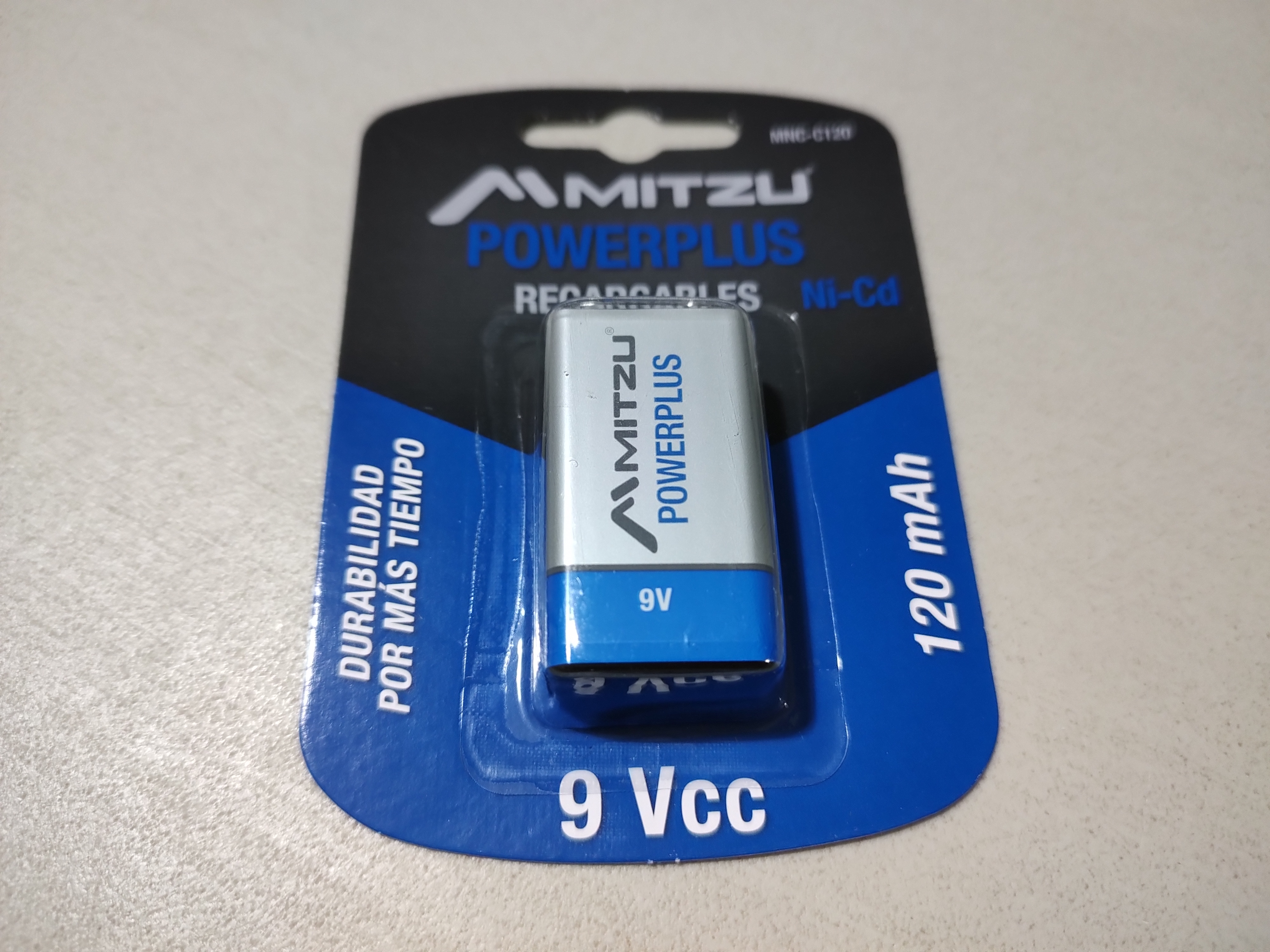 Pila recargable 9Vcc tipo cuadrada de Ni-Cd