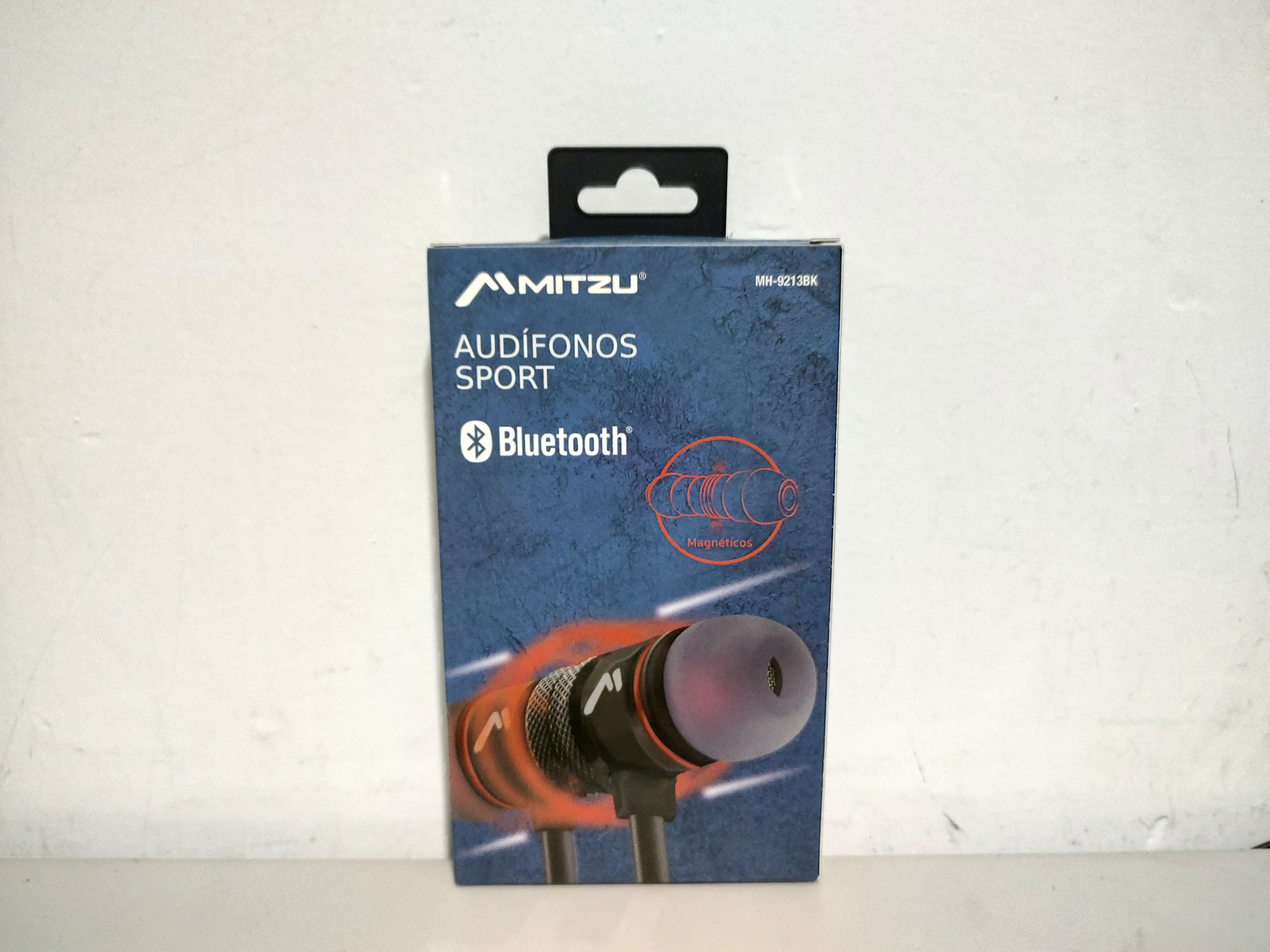 Audífonos sport Bluetooth manos libres magnéticos con 4 gomas, negro