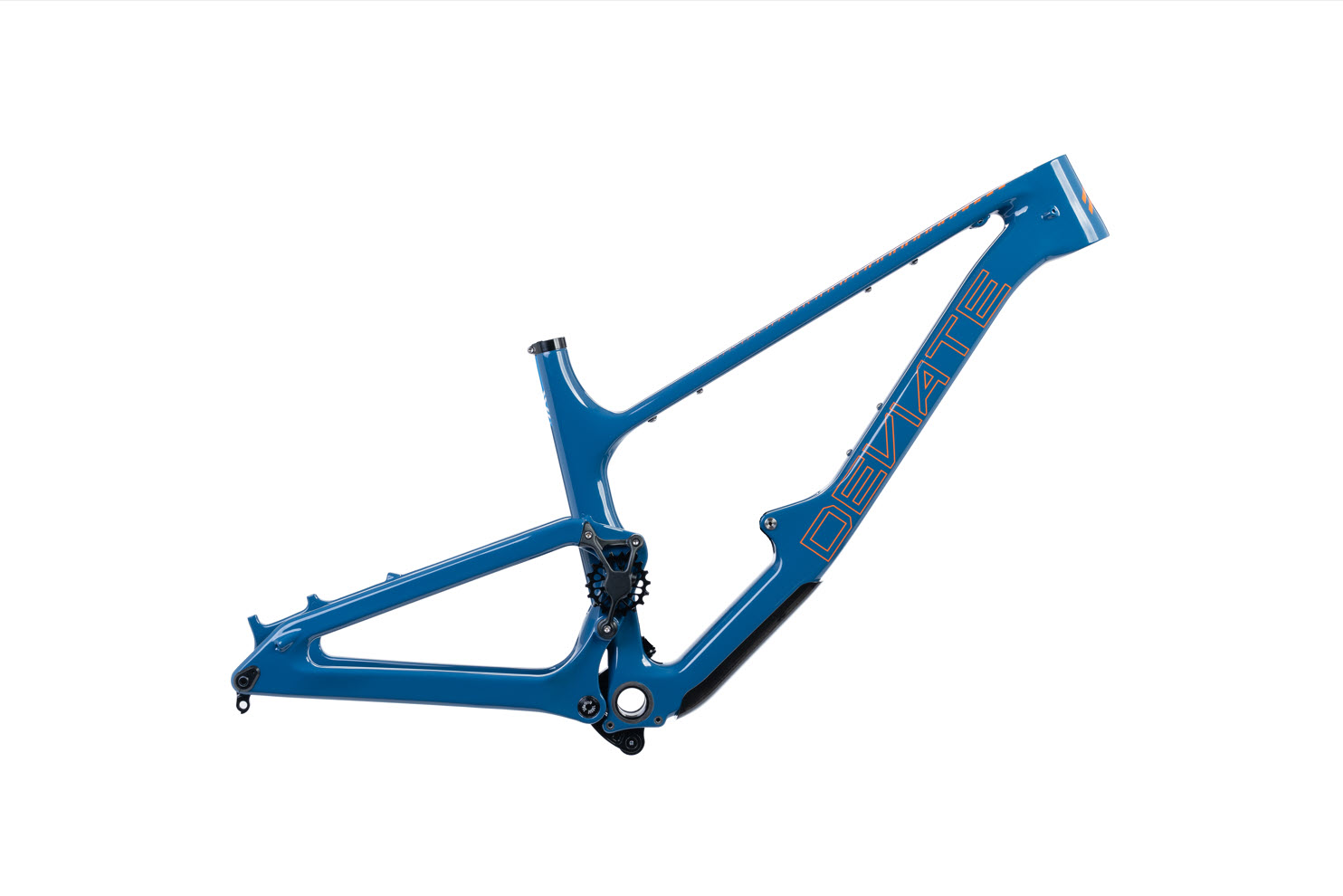 Deviate Highlander II - 2023 modell, med/uten EXT Aria demper - LAGERSALG 30%