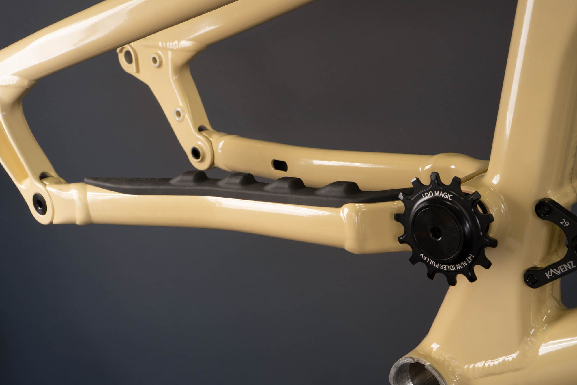 Kjedestagsbeskytter for Kavenz