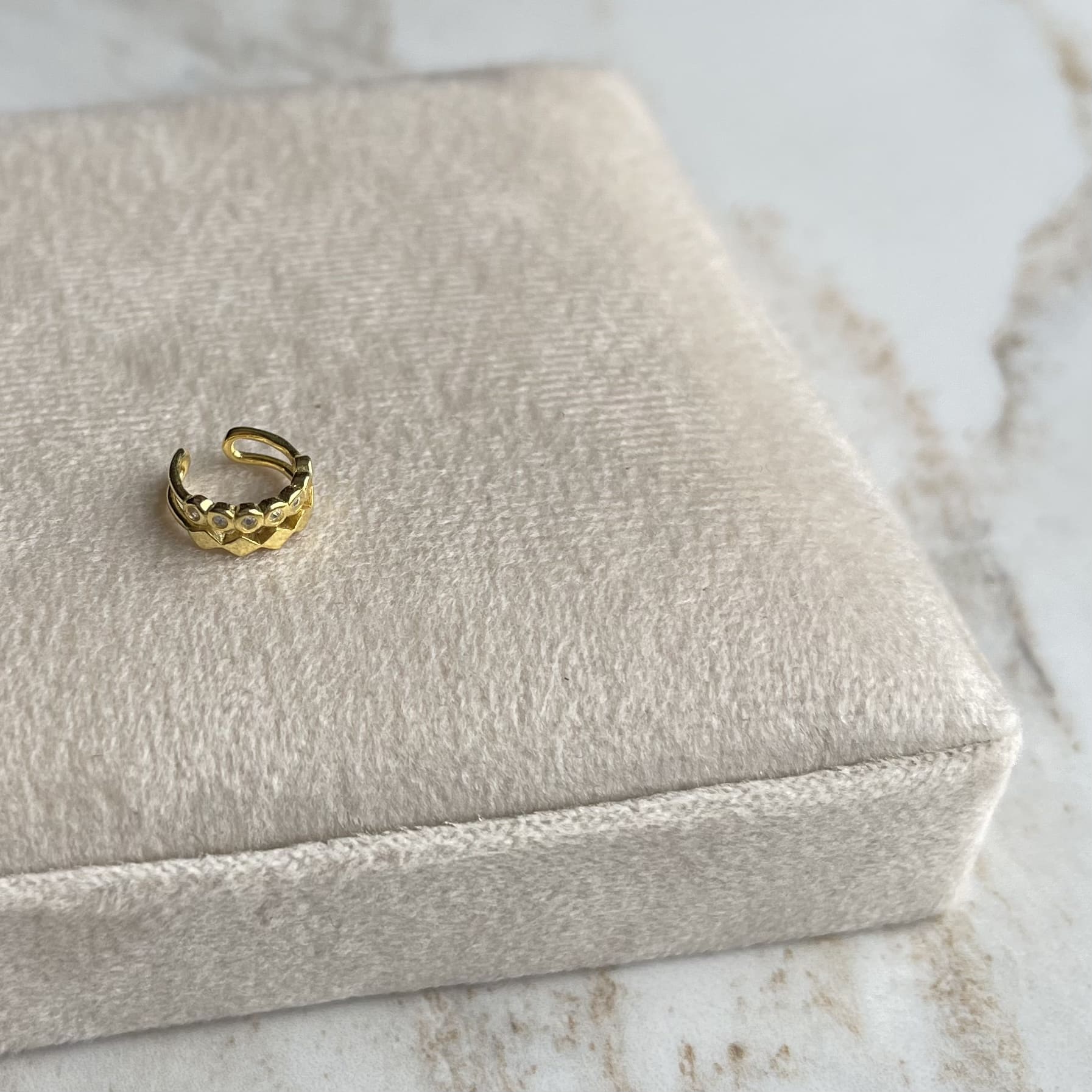 Dviejų eilučių ear cuff