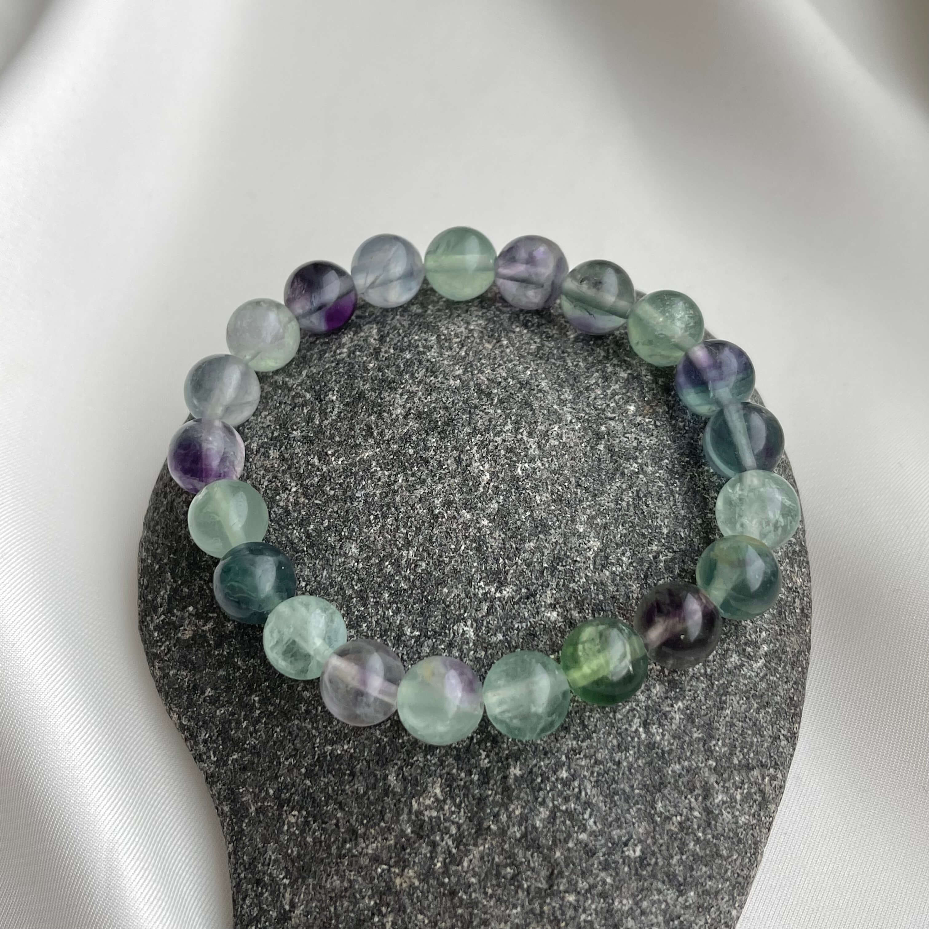 Fluorito apyrankė, 8 mm