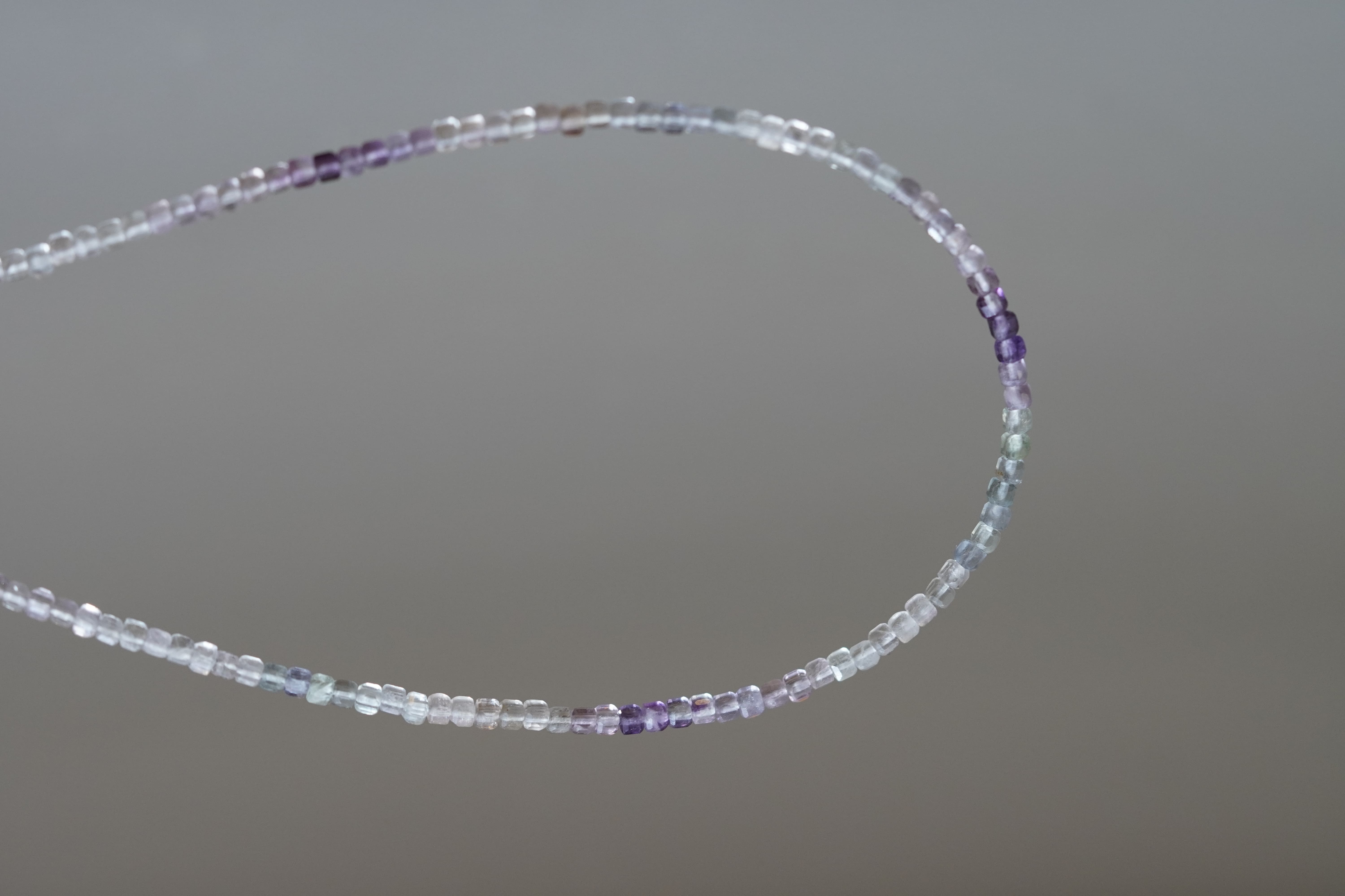 Fluorito vėrinys, 2 mm 
