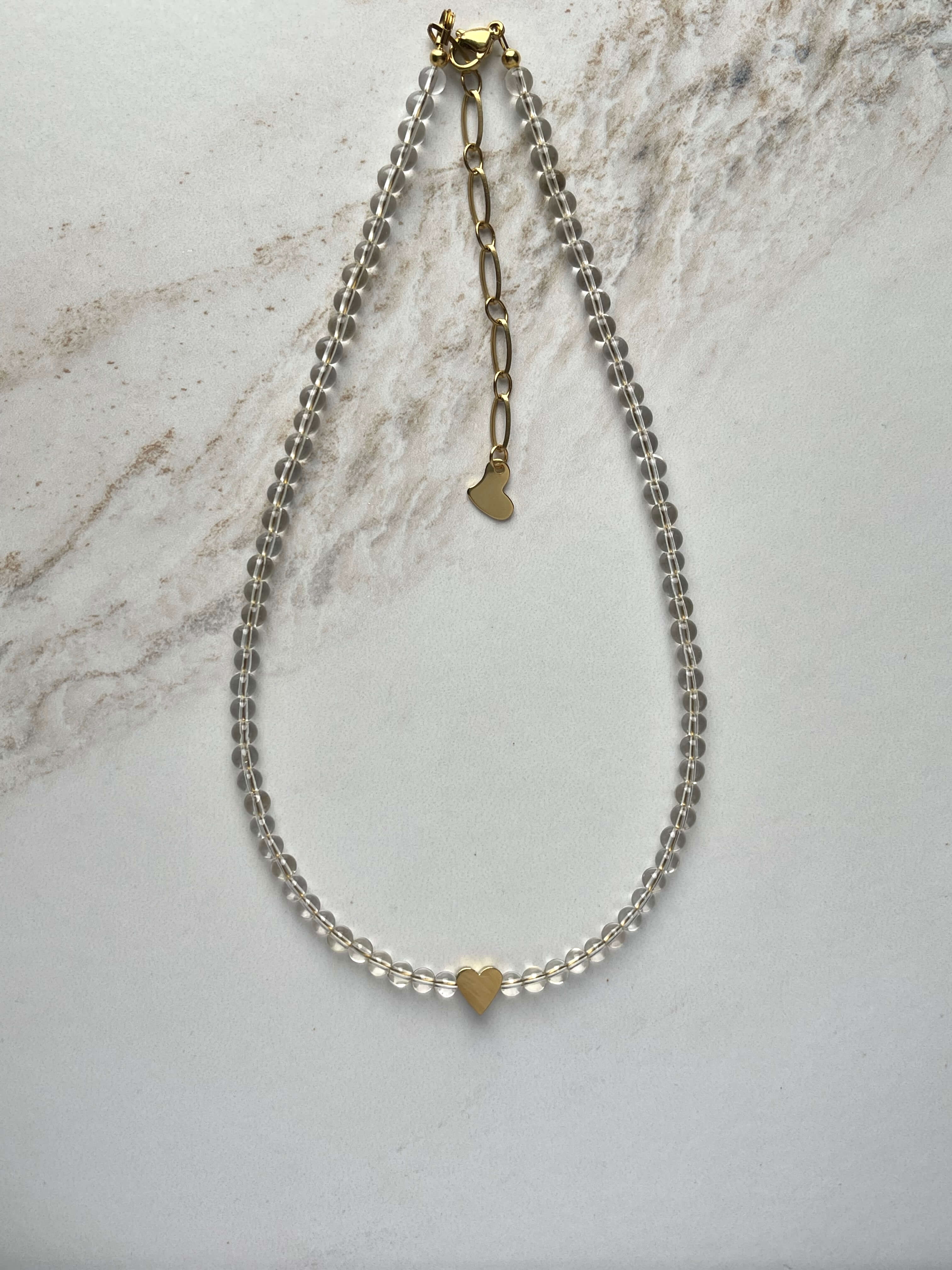 Kalnų krištolo vėrinys su širdele, 4 mm