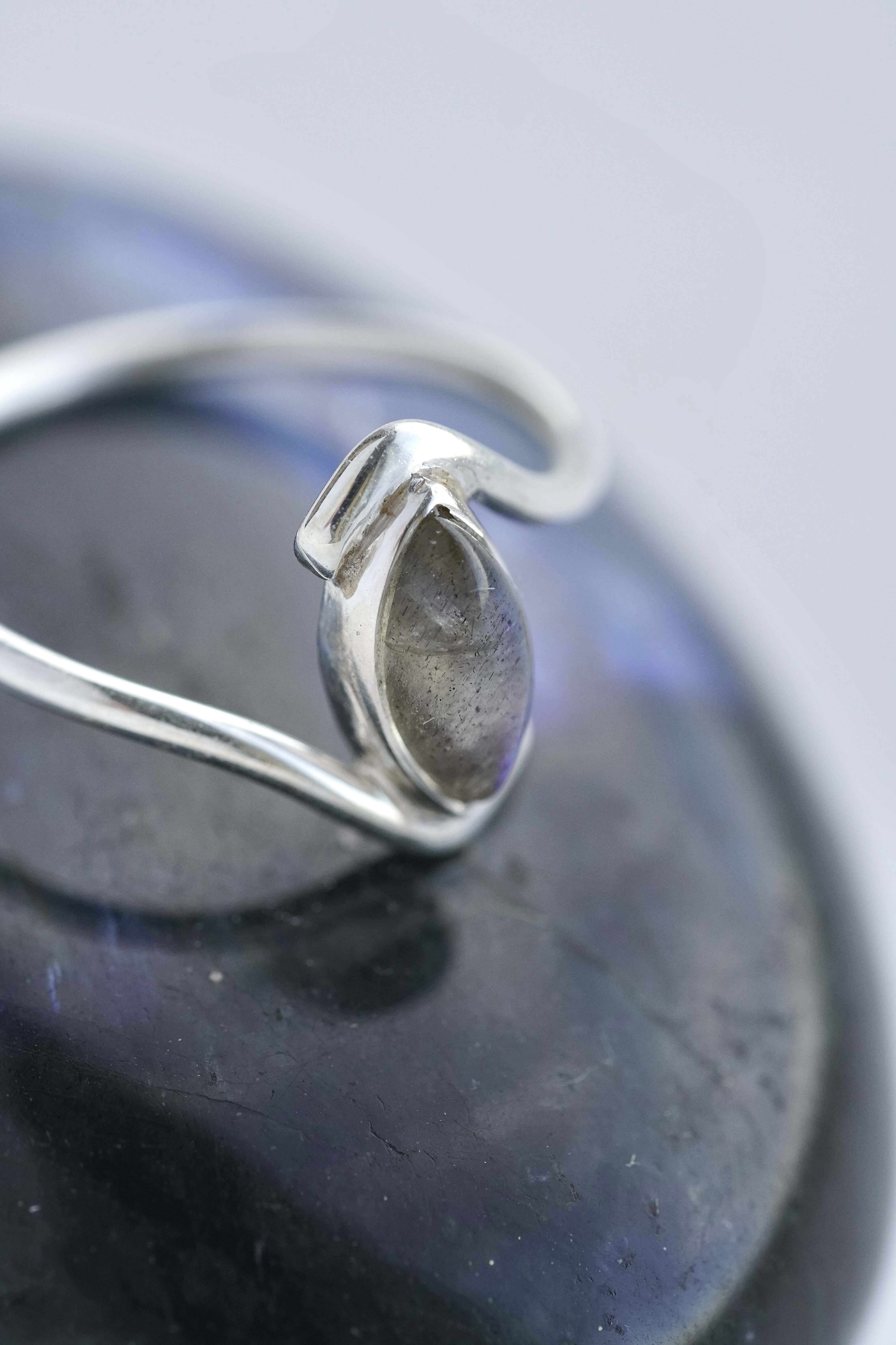 Žiedas su labradoritu, 16.3 mm