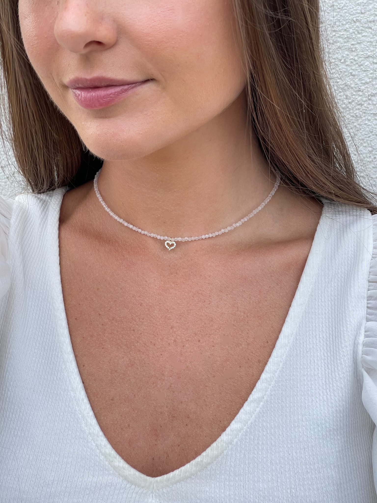Rožinio kvarco vėrinys su širdute, 2 mm briaunuotas