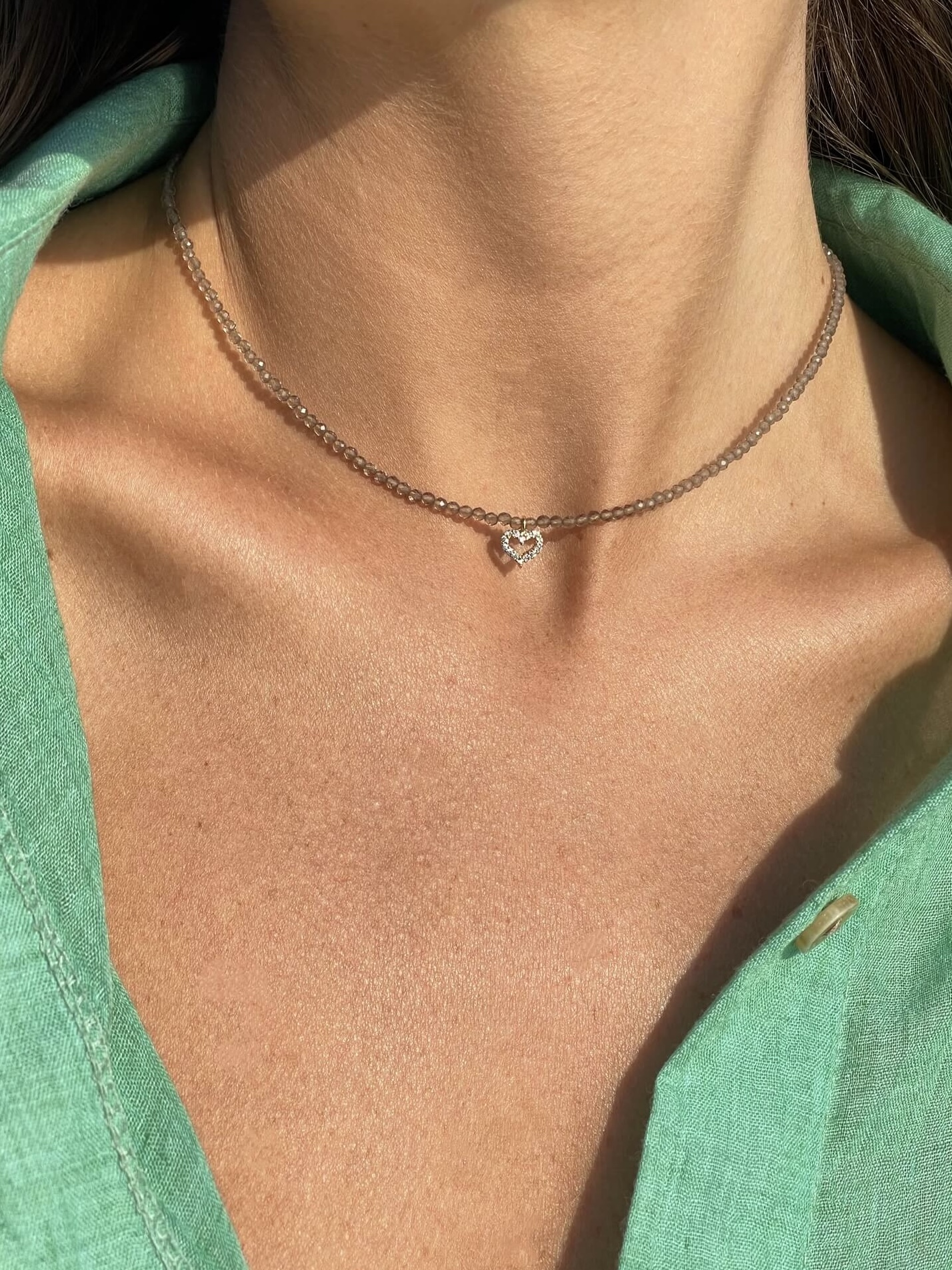 Dūminio kvarco vėrinys su širdute, 2 mm