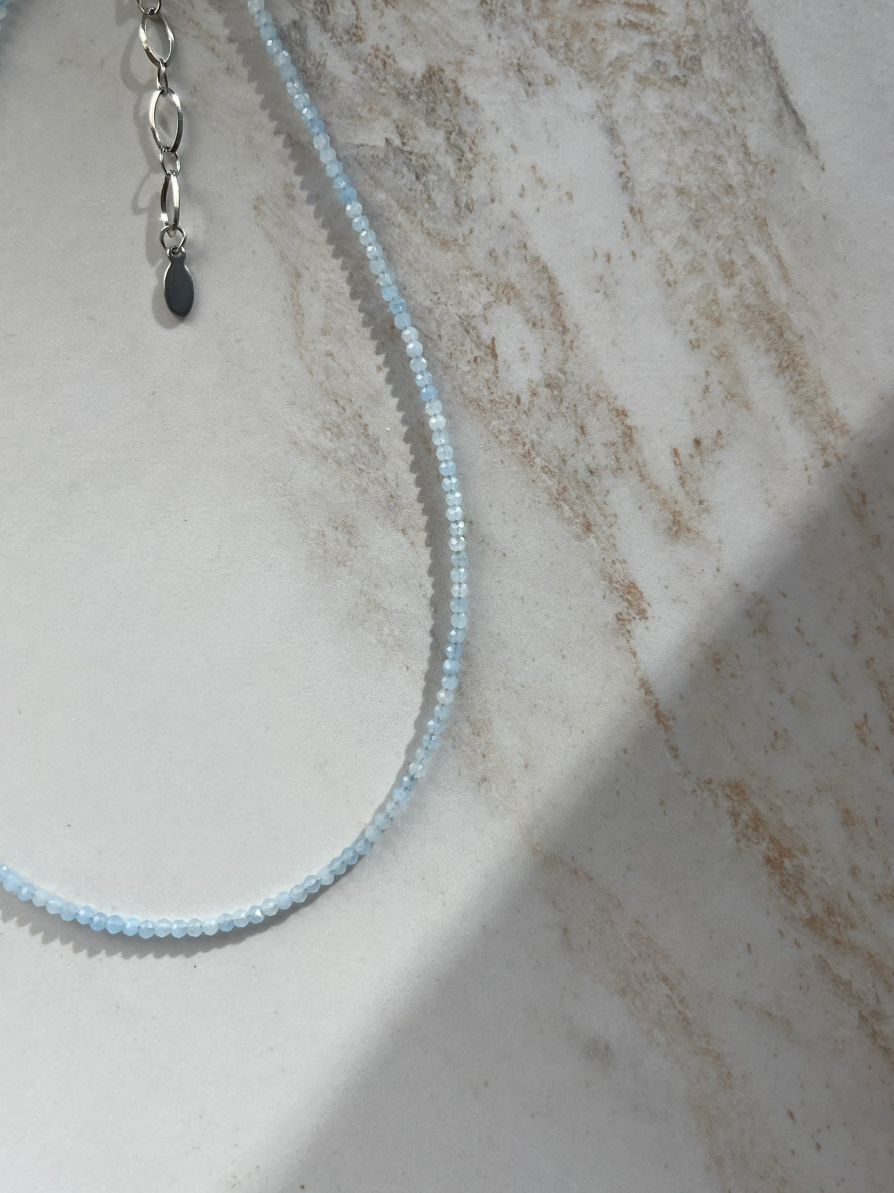 Akvamarino vėrinys, 2 mm briaunuotas