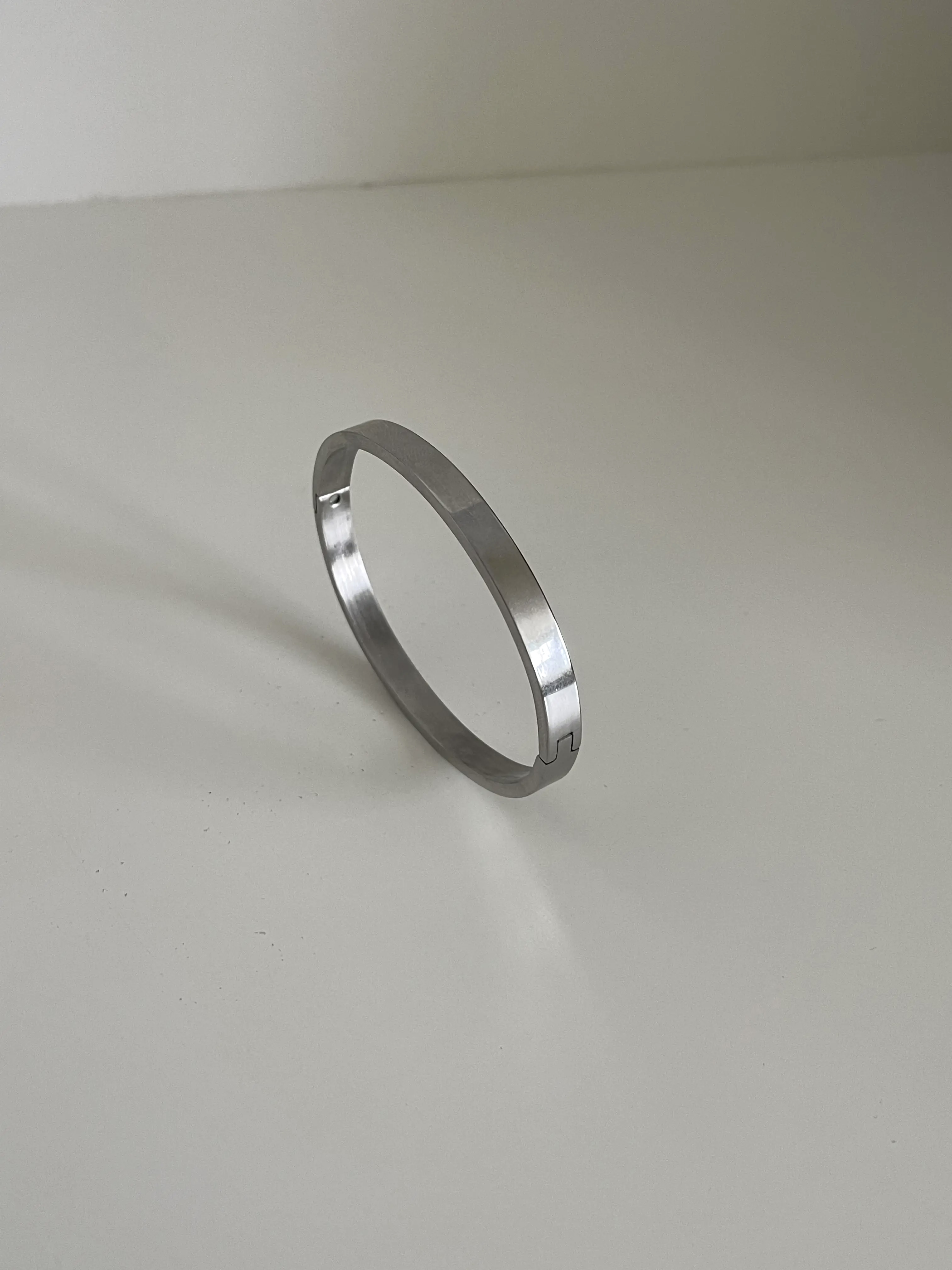 Apyrankių rinkinys su perlais, sidabrinis