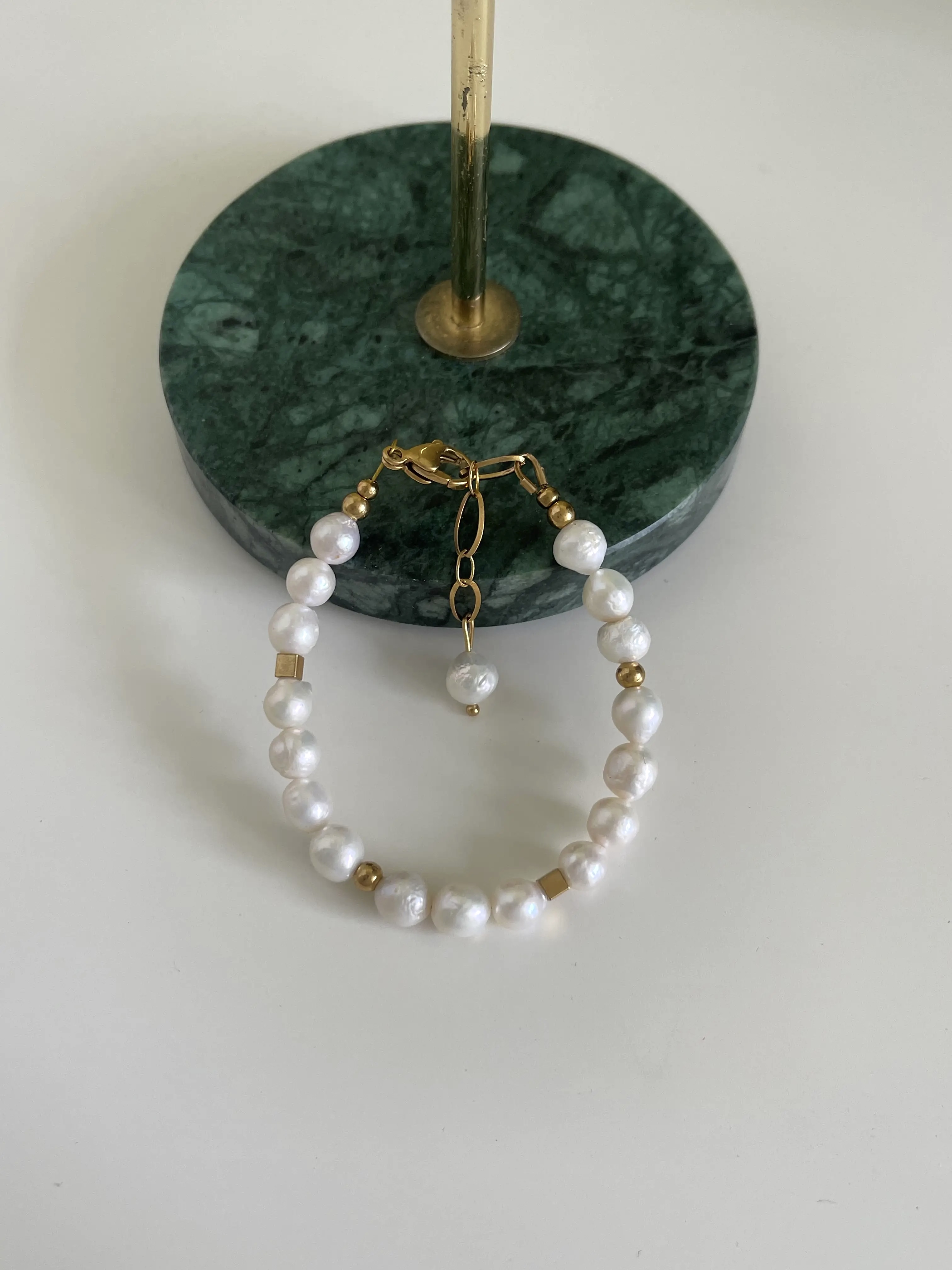 Apyrankių rinkinys su perlais