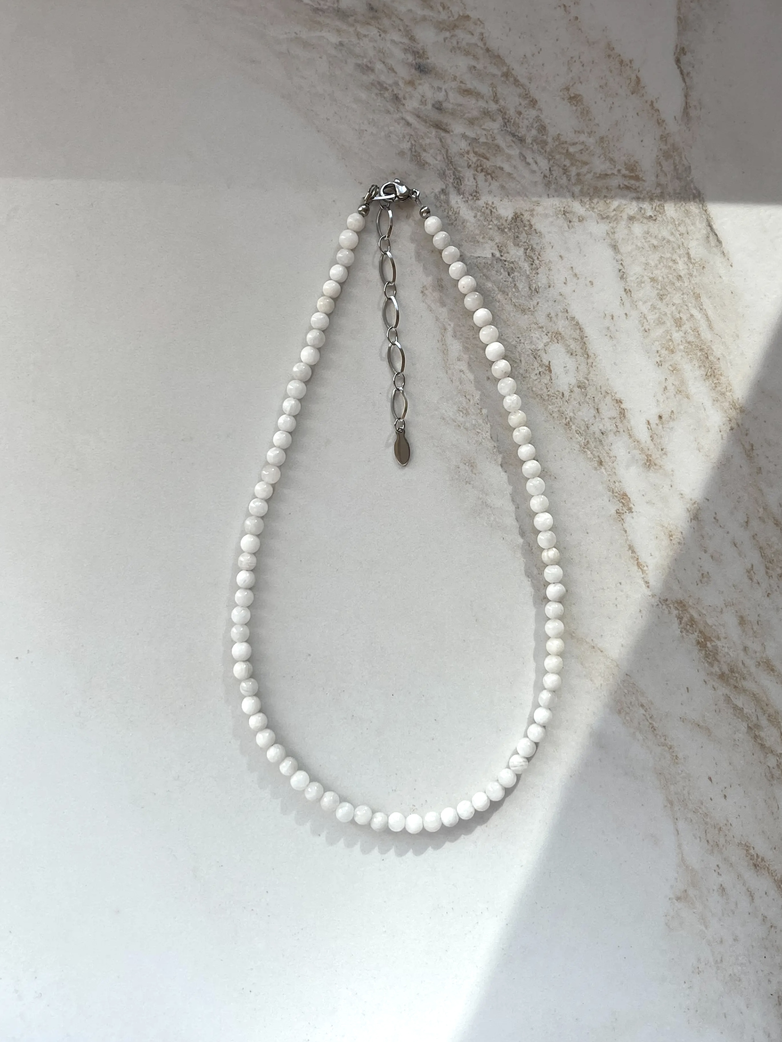 Mėnulio akmens vėrinys, 4 mm
