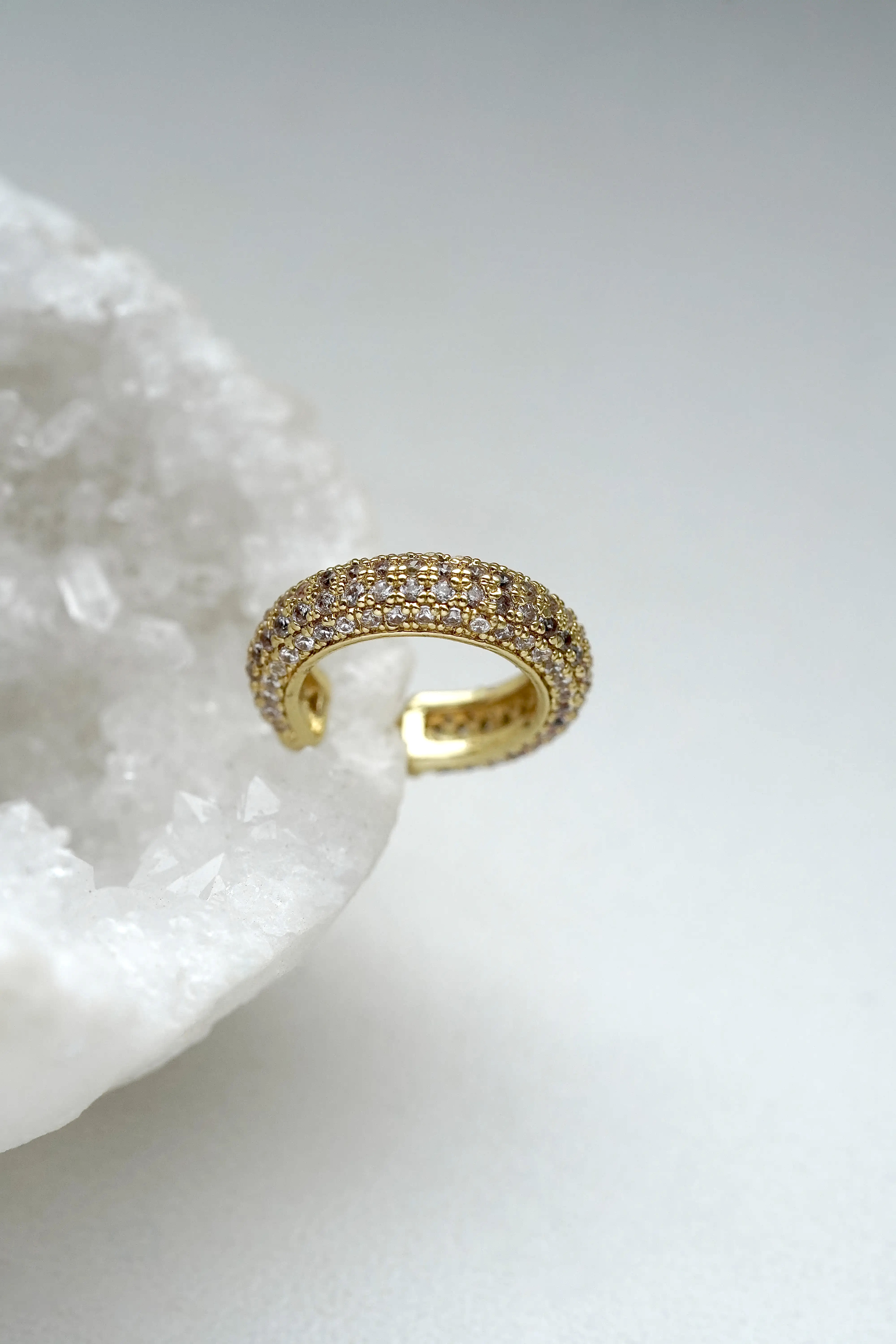 Paauksuotas ear cuff auskaras su cirkoniais