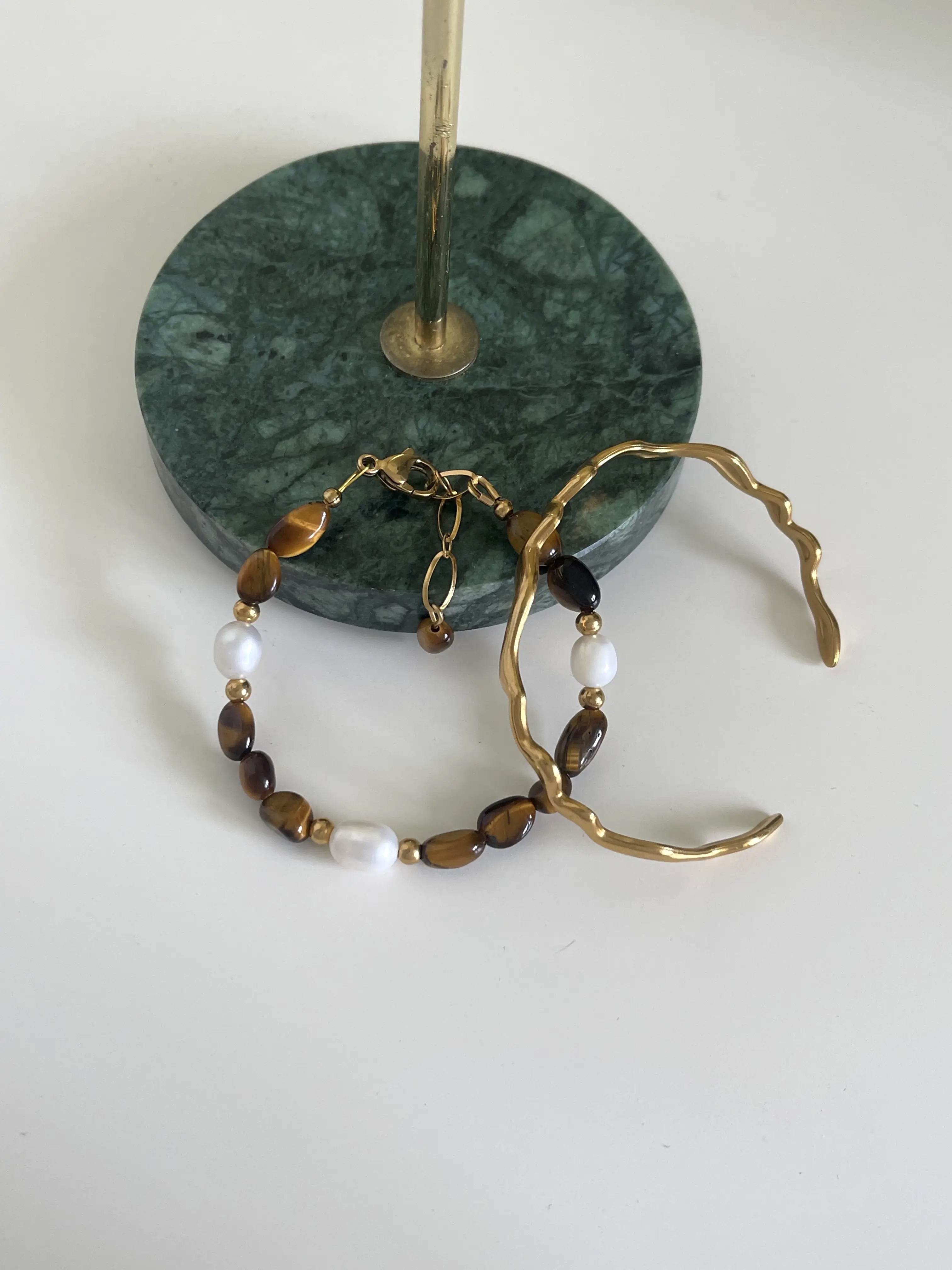 Tigro akies akmens apyrankių rinkinys