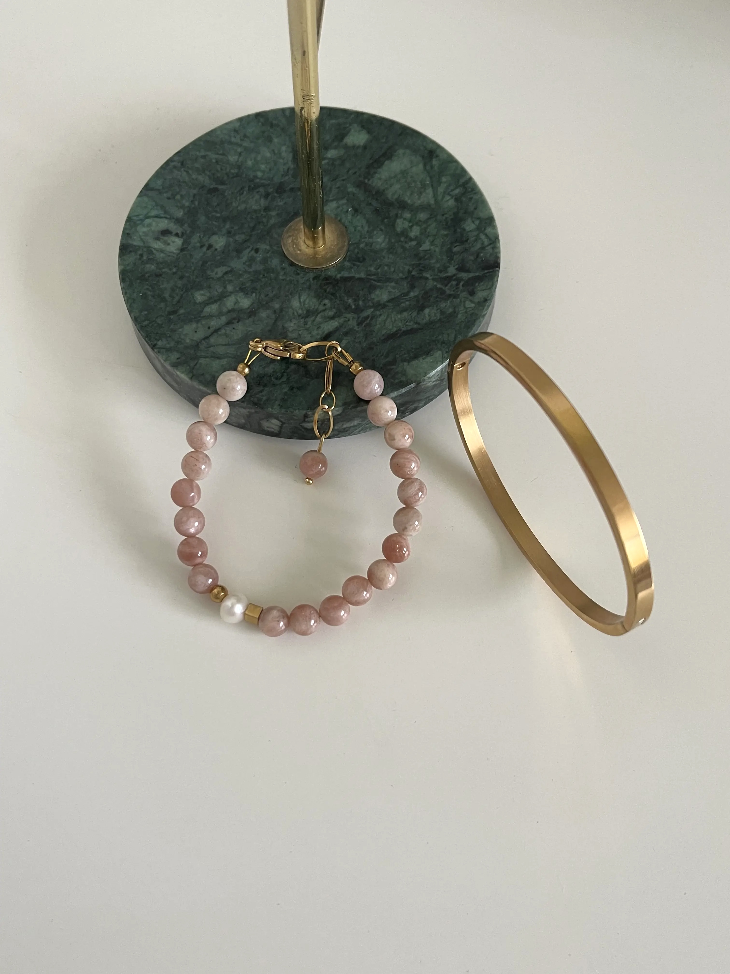 Saulės akmens apyrankių rinkinys