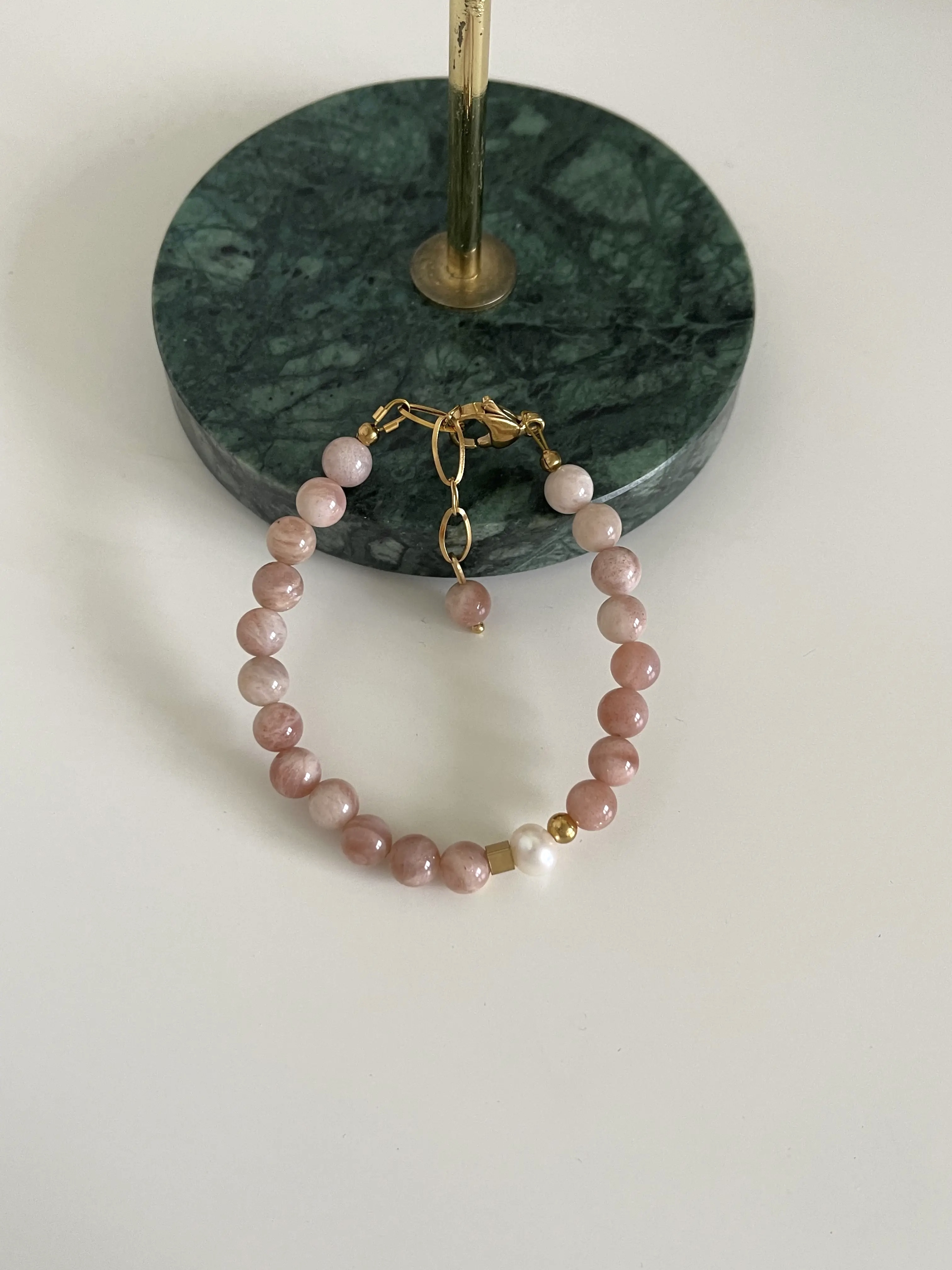 Saulės akmens apyrankių rinkinys