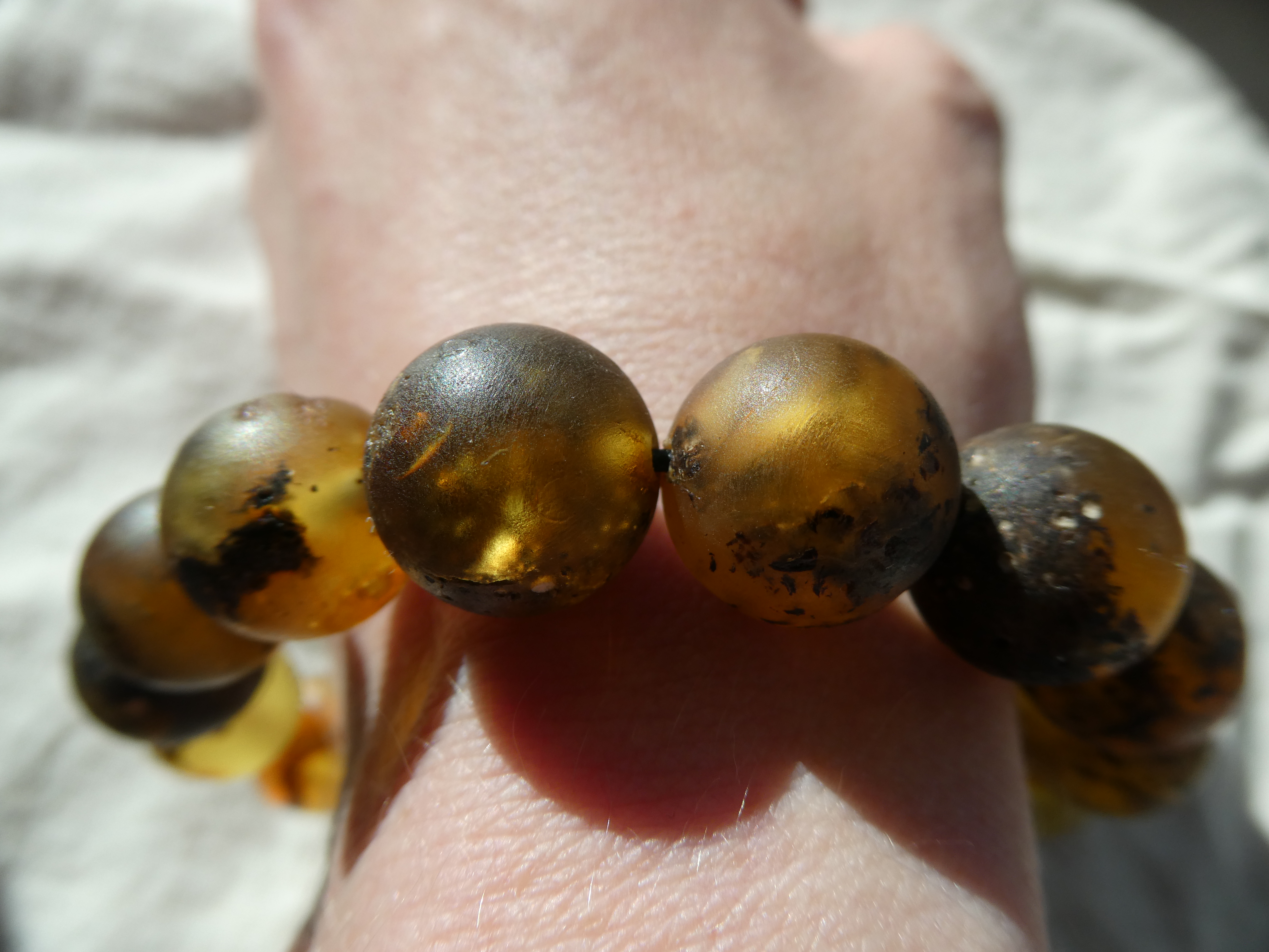 ANCIENT MAGIC Rough Polished Natural Colorful Baltic Amber Bracelet