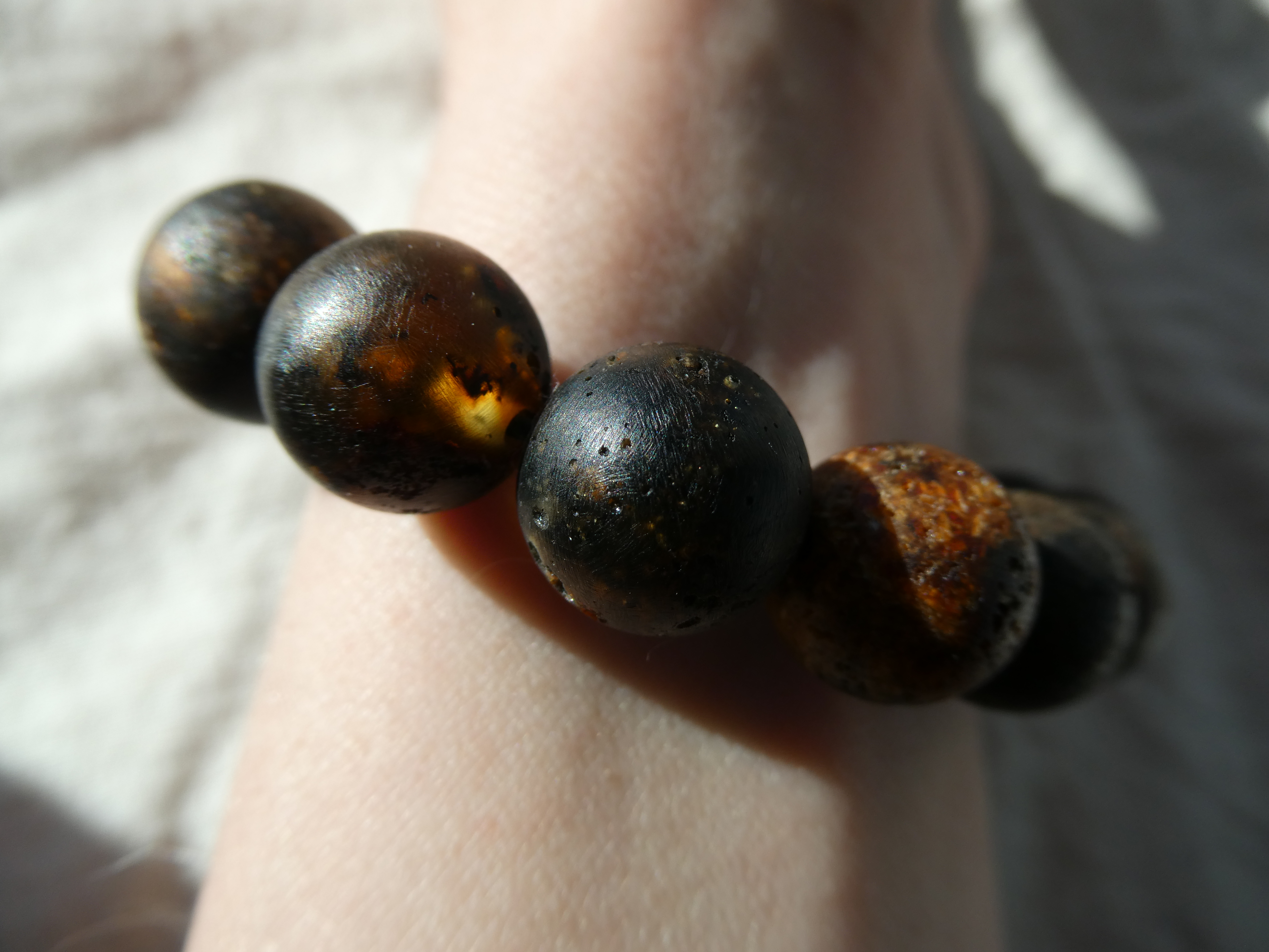 ANCIENT MAGIC Rough Polished Natural Dark Baltic Amber Bracelet