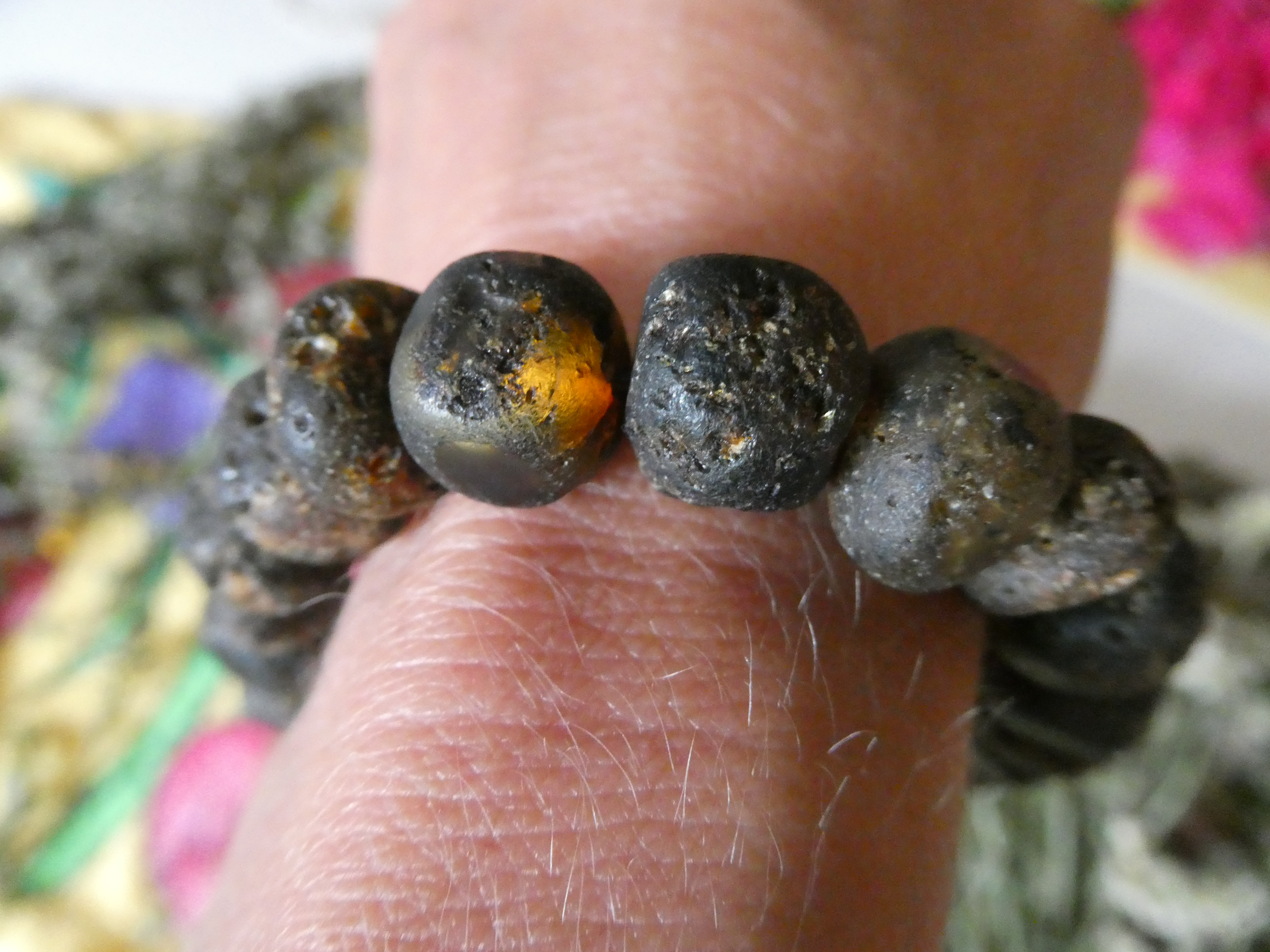 ARCHAIC BEAUTY Rough Polished Natural Dark Baltic Amber Bracelet
