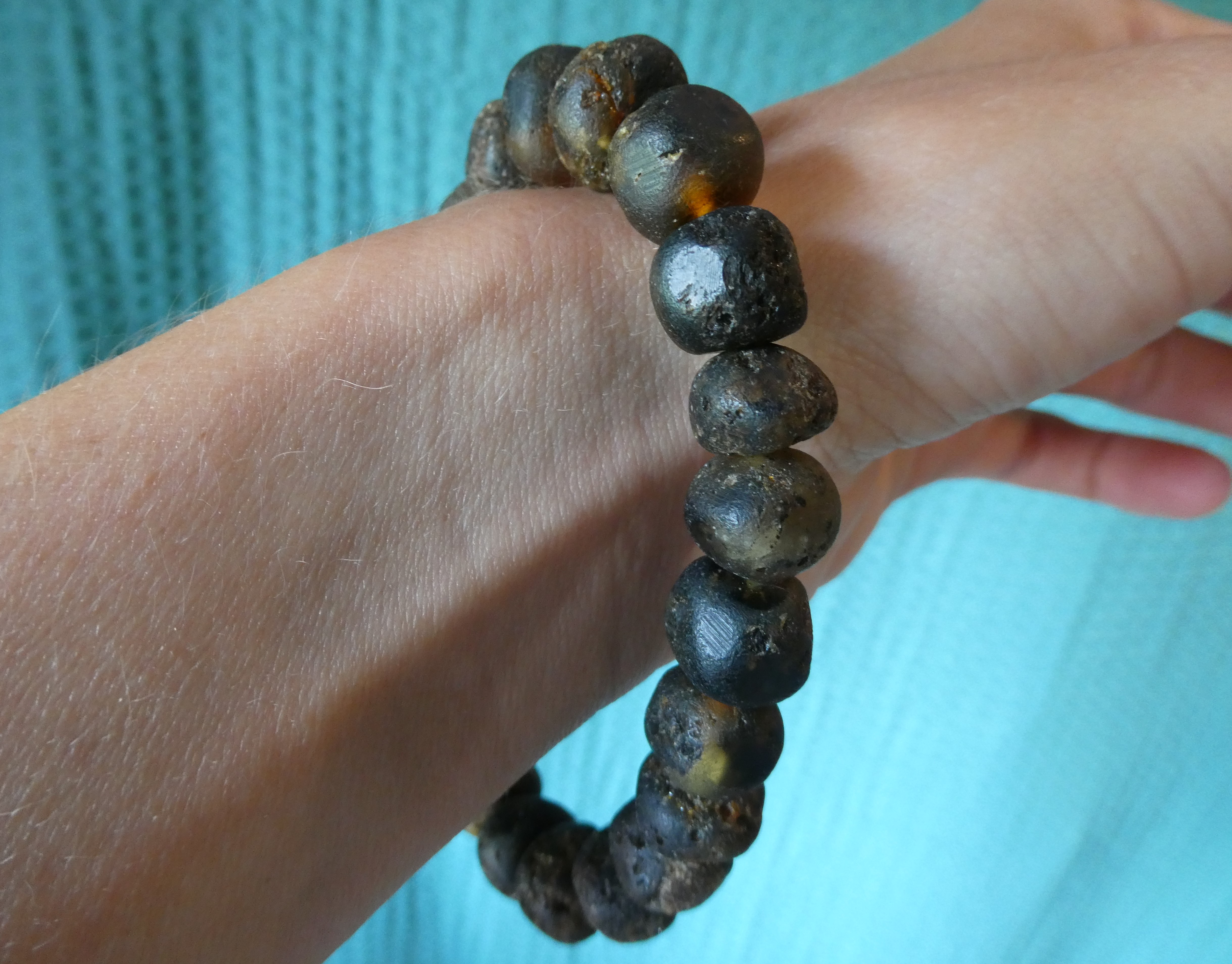 ARCHAIC BEAUTY Rough Polished Natural Dark Baltic Amber Bracelet