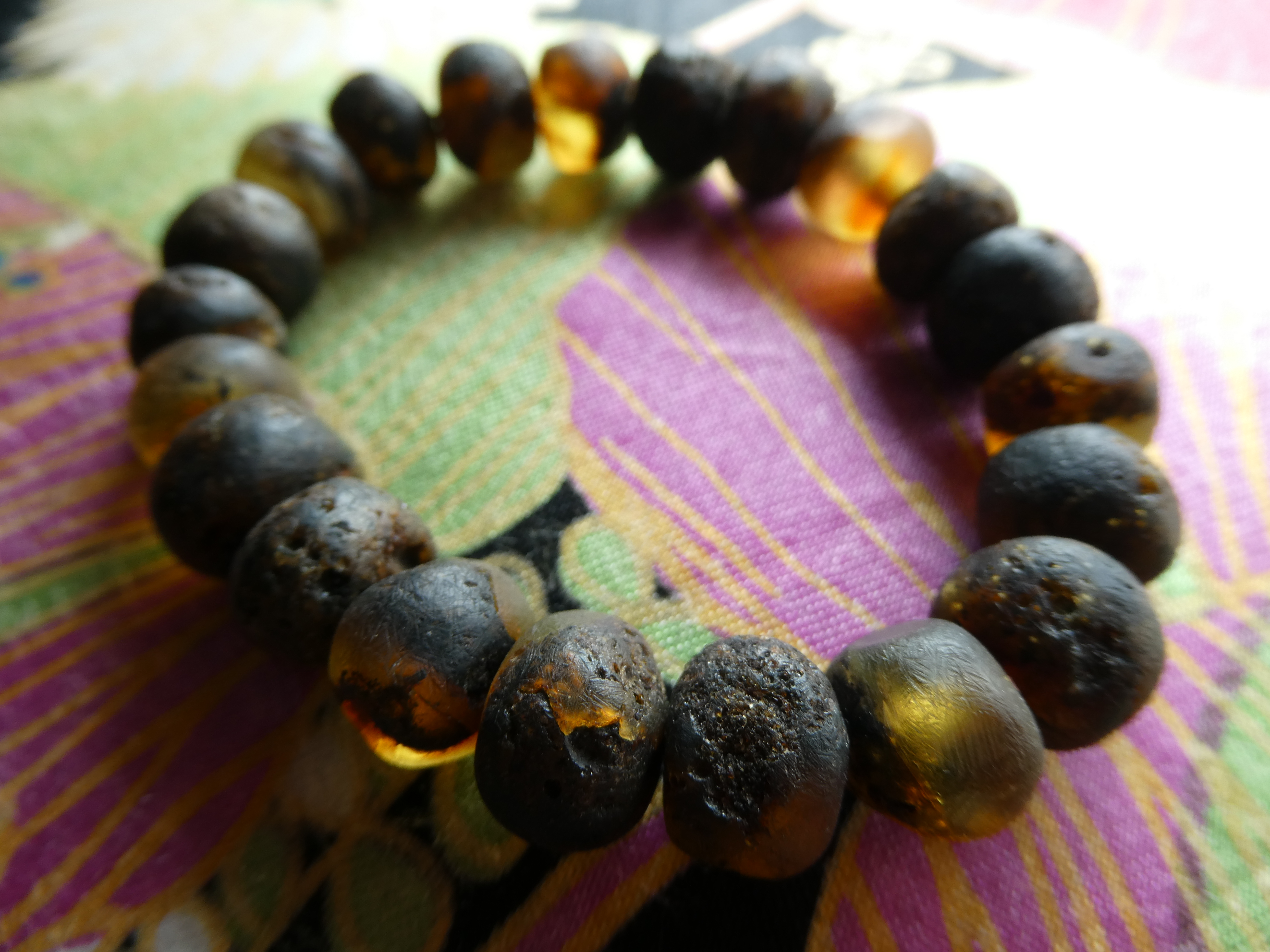 ARCHAIC BEAUTY Rough Polished Natural Dark Baltic Amber Bracelet