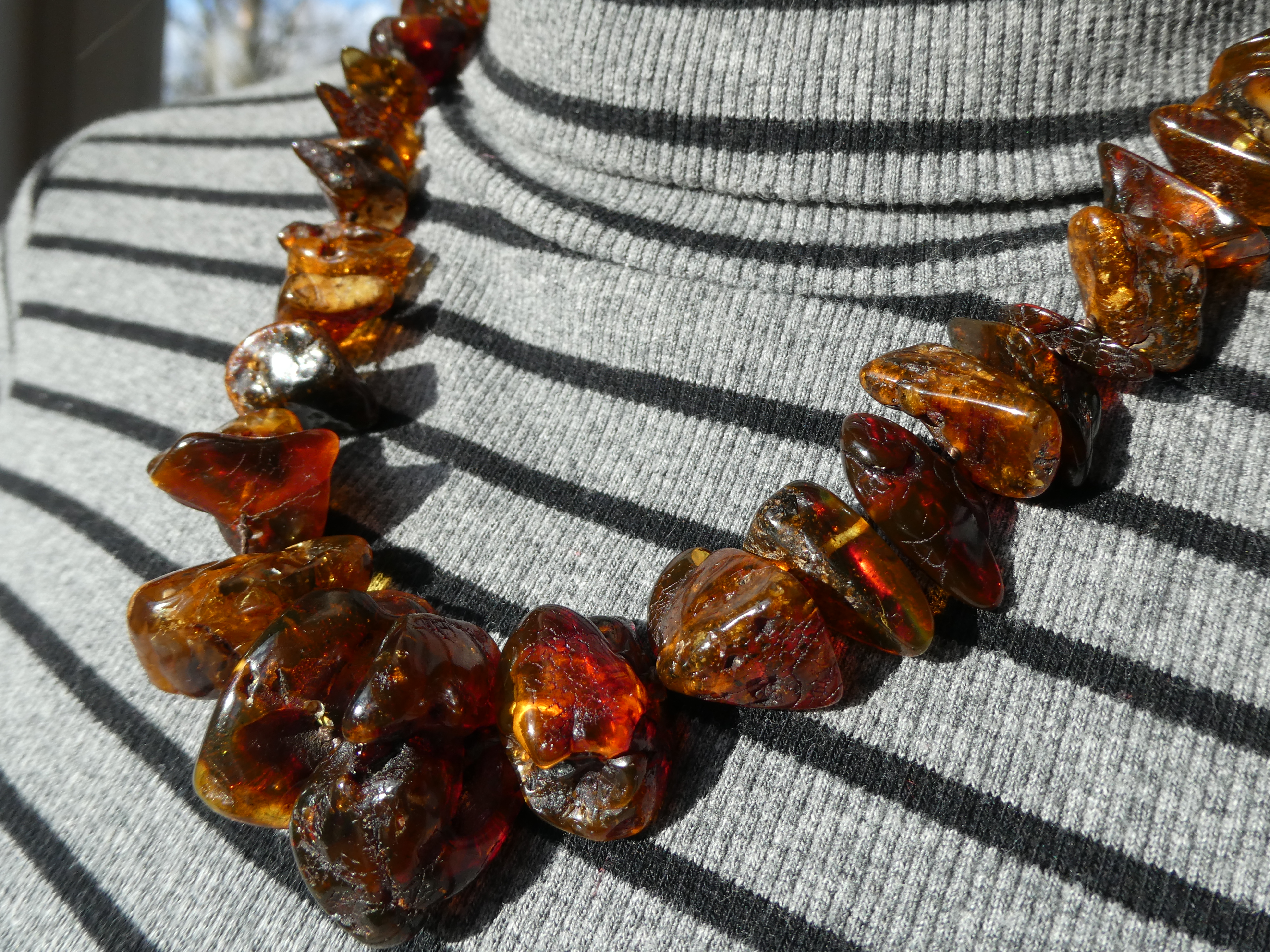 DARK PROTECTOR🖤💥🖤 Transparent Red Greenish Brown Colorful GENUINE BALTIC AMBER Necklace
