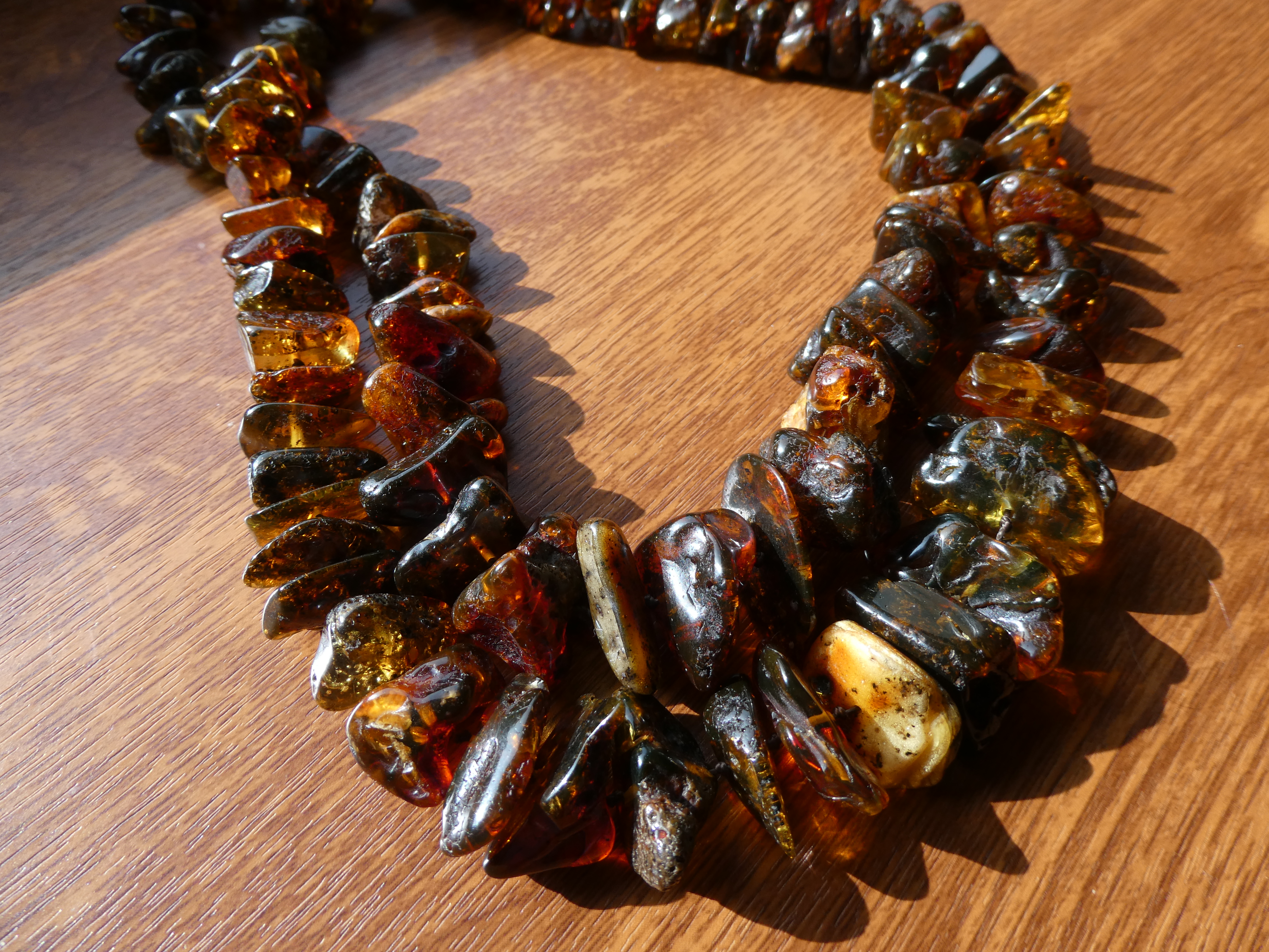 DARK PROTECTOR💥🤲🏻 Transparent Red Greenish Brown Colorful GENUINE BALTIC AMBER Necklace