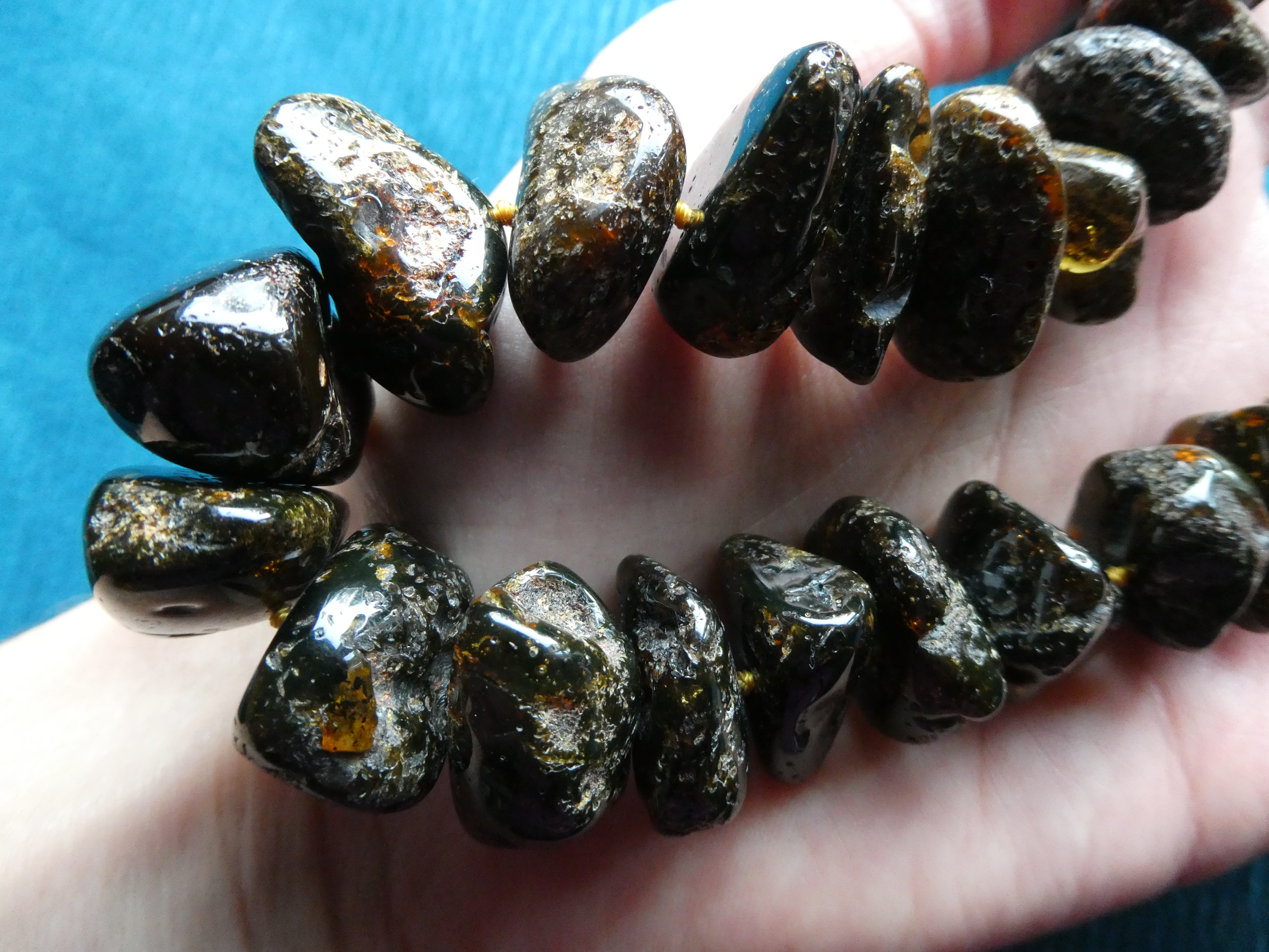 NIGHT MAGICIAN VERY DARK AMBER NECKLACE With Charming Rough Polishing