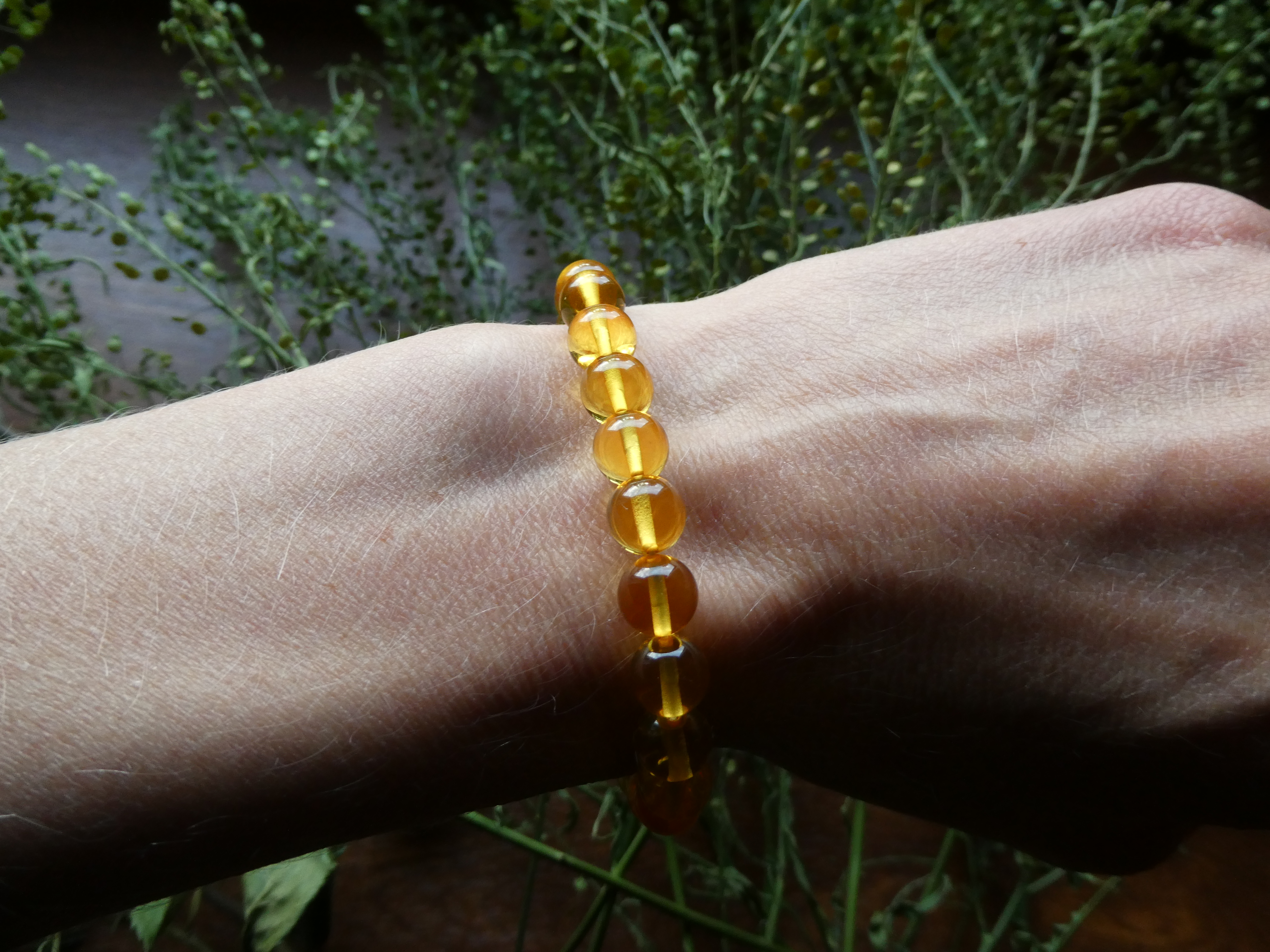 FRESH HONEY Translucent Polished Lustrous Natural Baltic Amber Bracelet