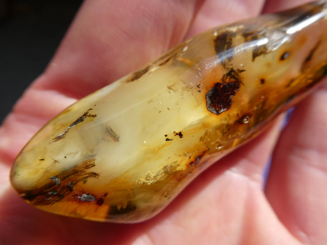 DREAMY POLISHED BALTIC AMBER PENDANT // Transparent Yellow Color With White Hues