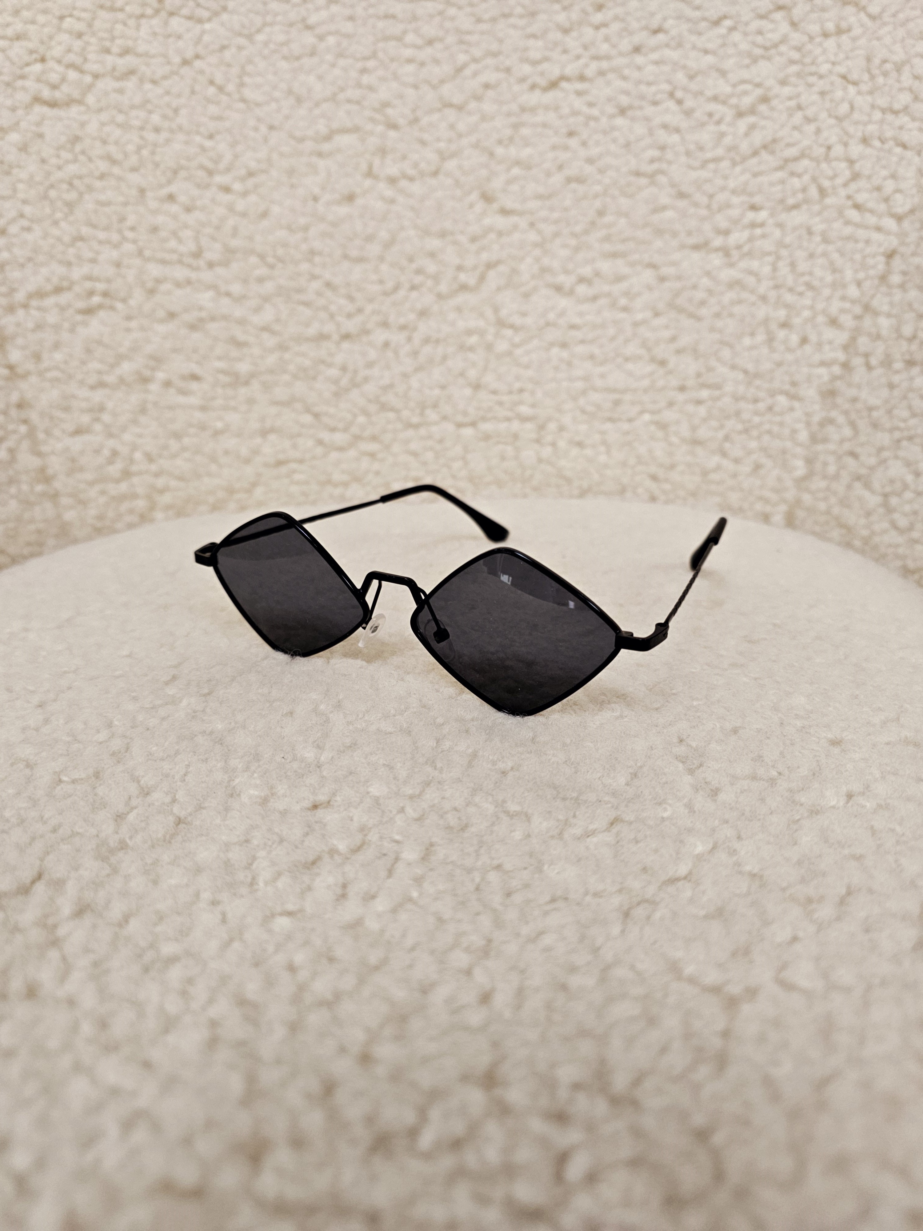 Akinukai ,,Retro"