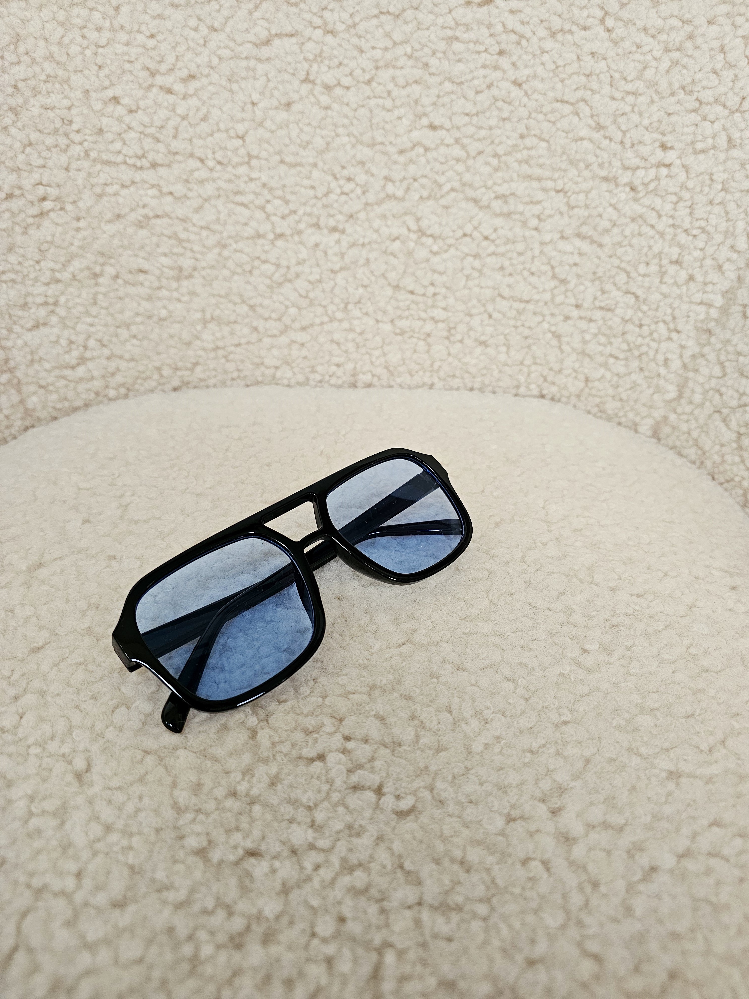 Akinukai ,,Blue sky"