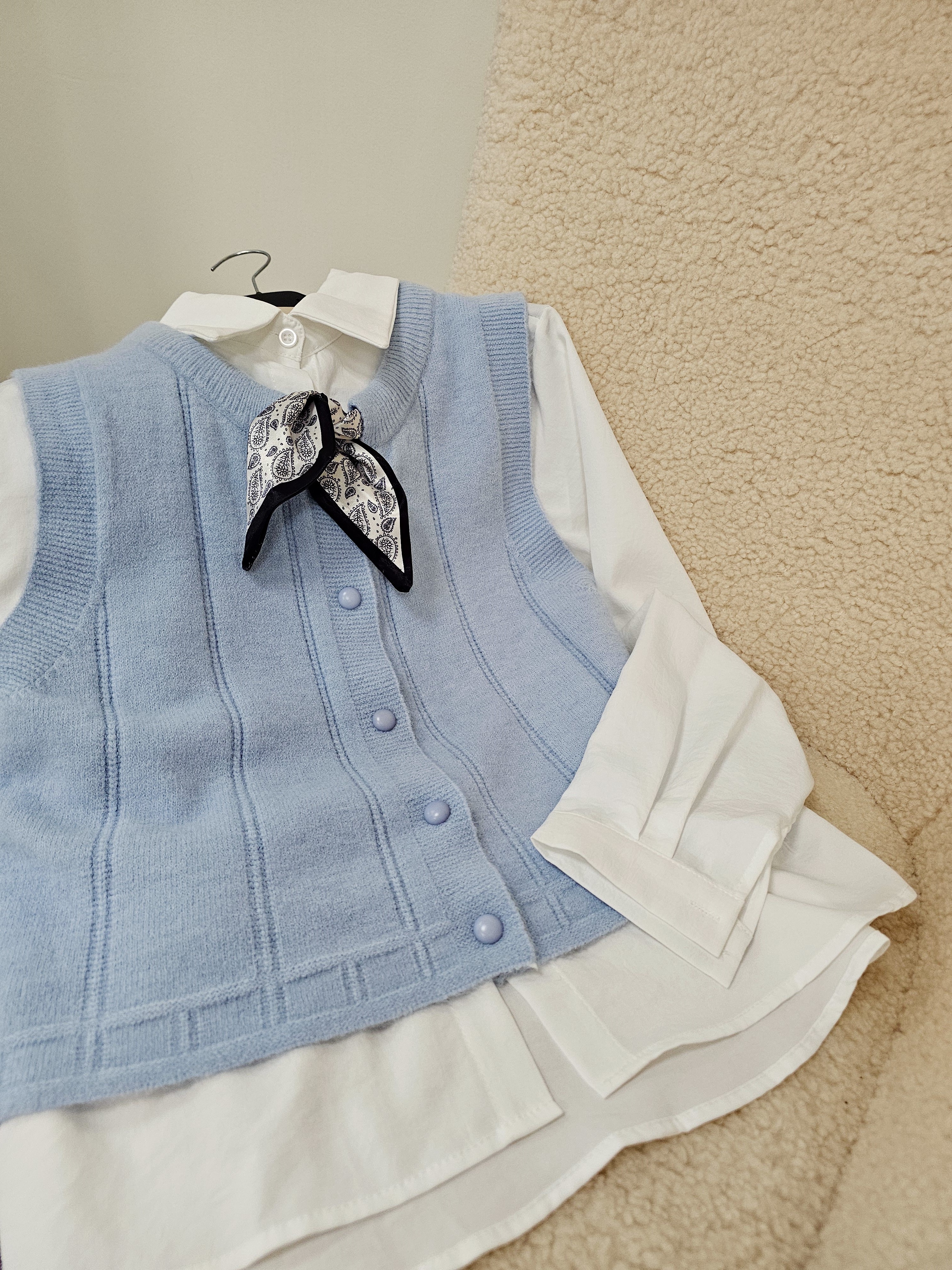 Liemenė ,,Baby blue"