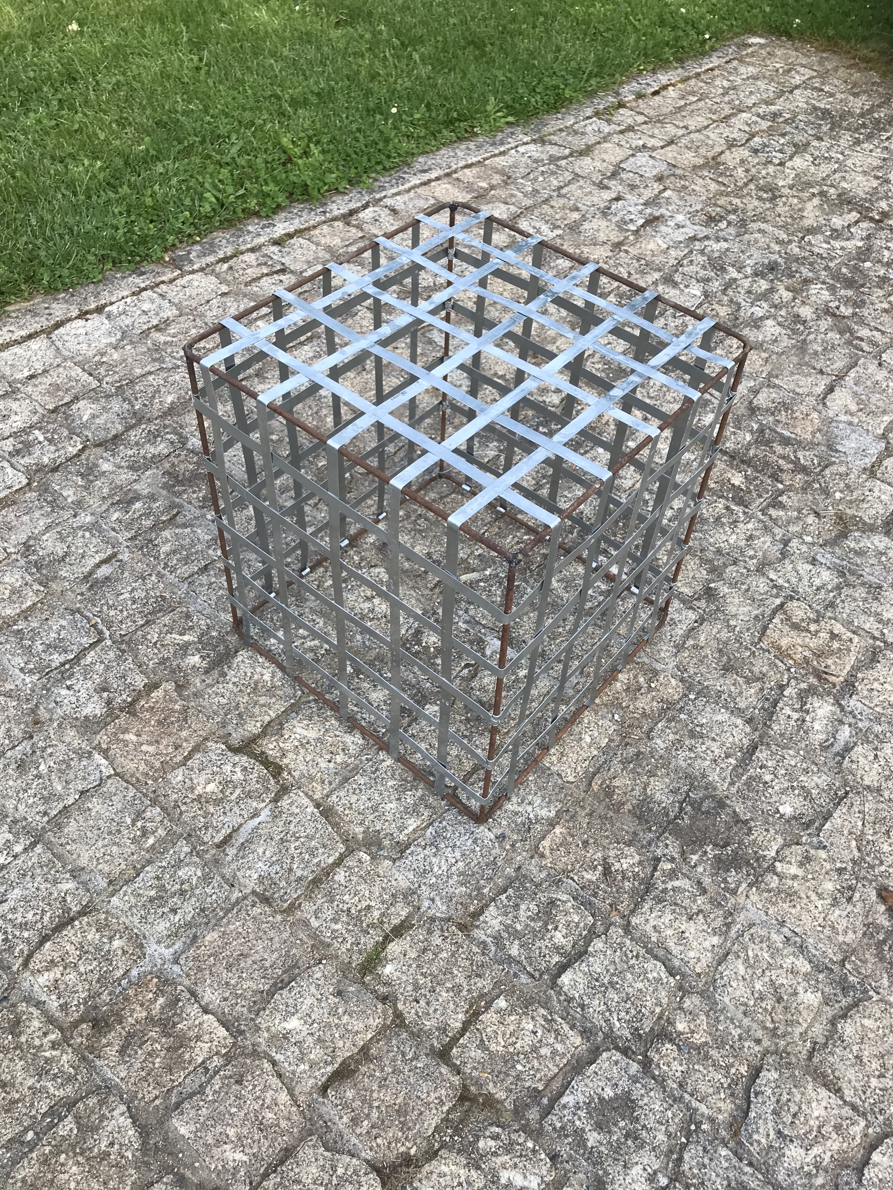 Mandrake cage