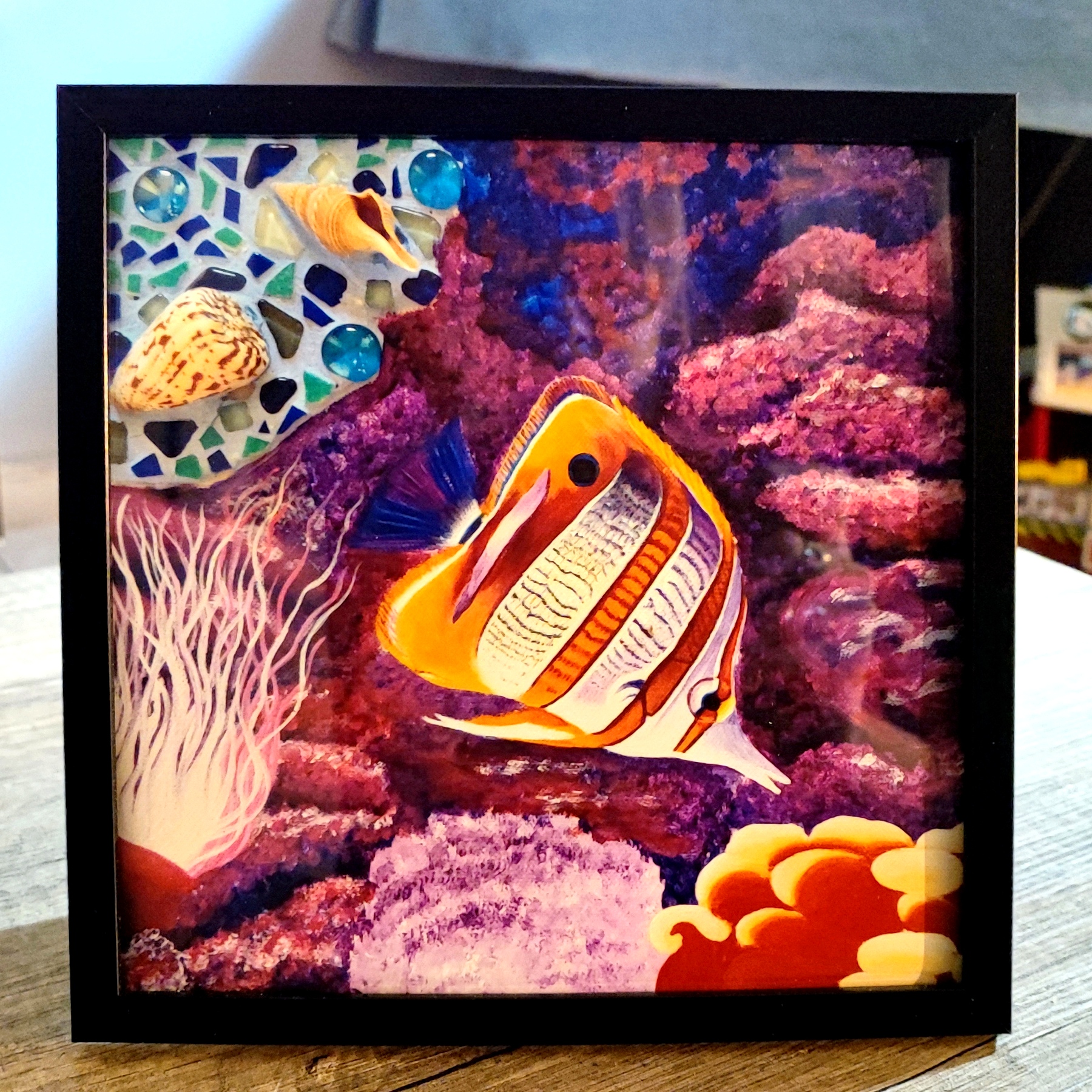 Reproduction encadrée d'après la toile originale "Poisson Exotique" 20X20cm