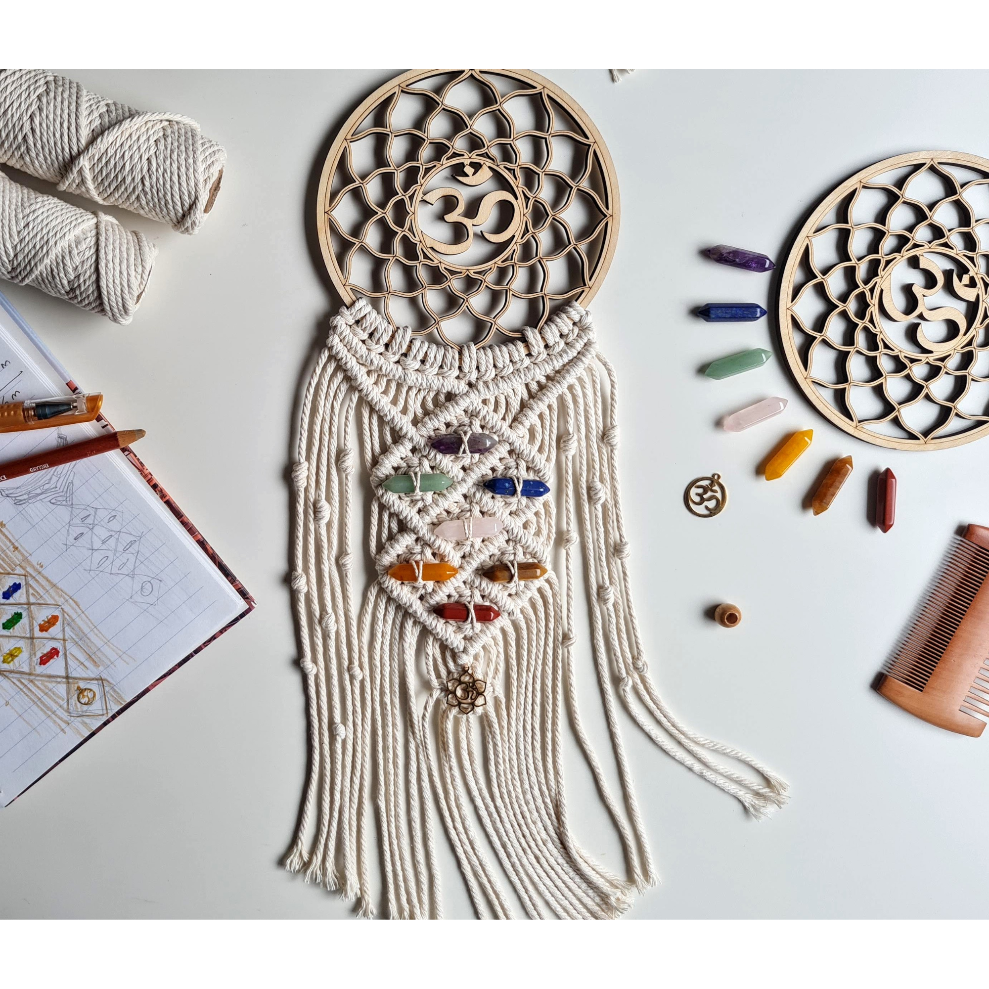 Chakra Dreamcatcher, Chakra Macrame Wall Hanging with 7 chakra crystals, Removable chakra stones