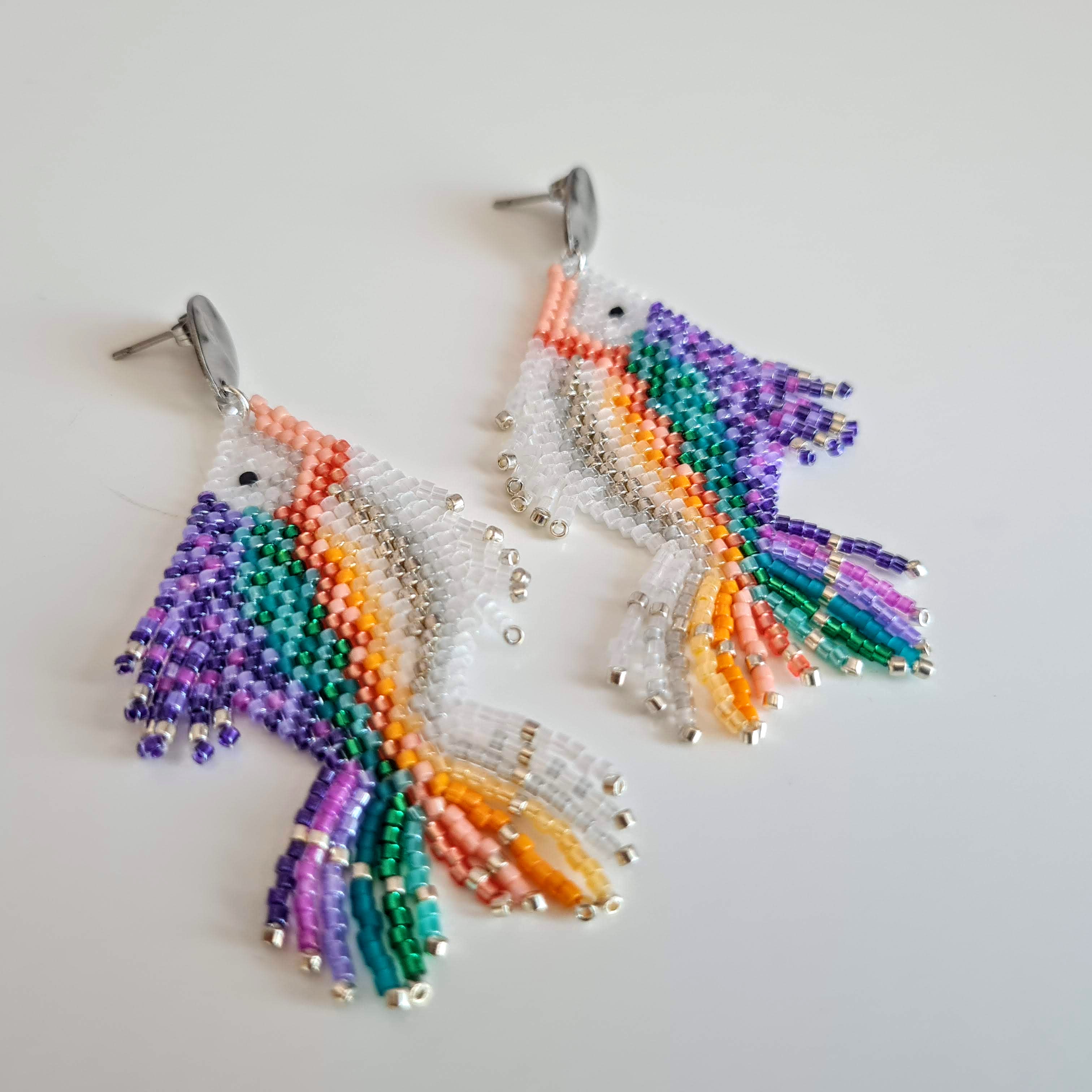 Big Fish Beaded Earrings Pattern with Word Chart